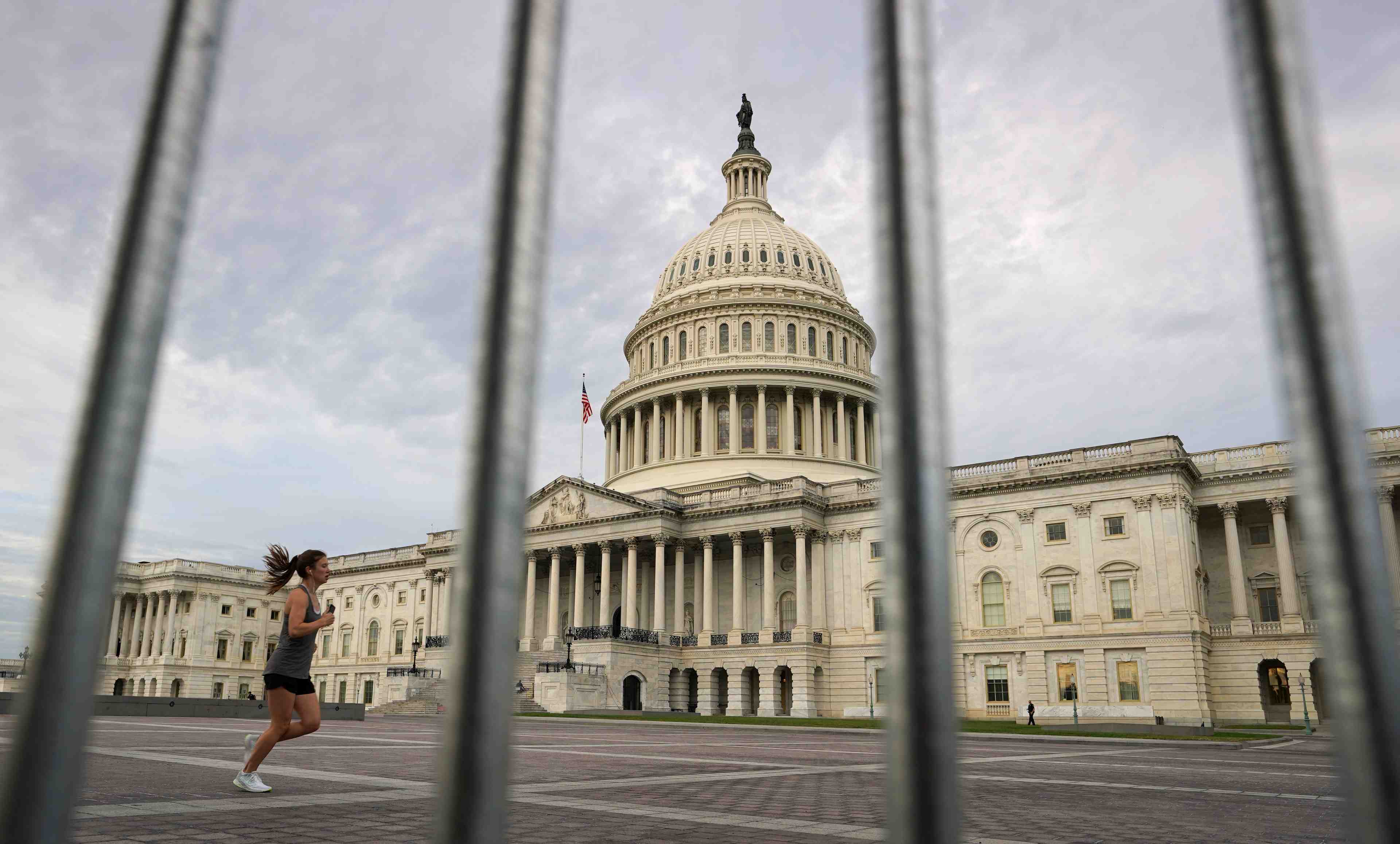 Etats-unis : la chambre des representants approuve le relevement temporaire du plafond de la dette
