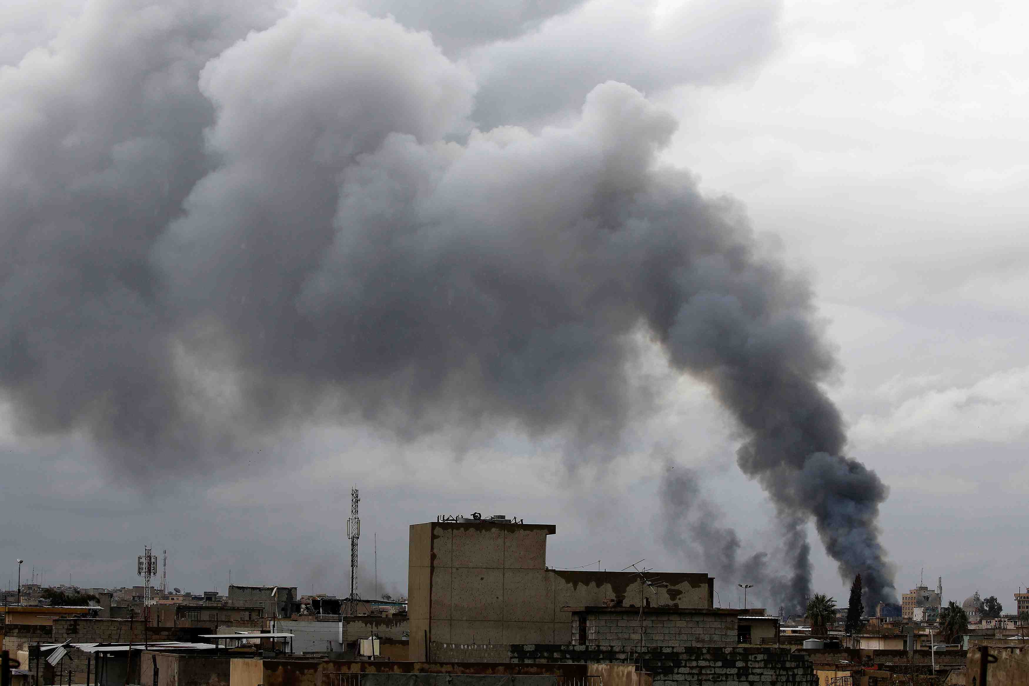Les intemperies freinent l'armee irakienne a mossoul