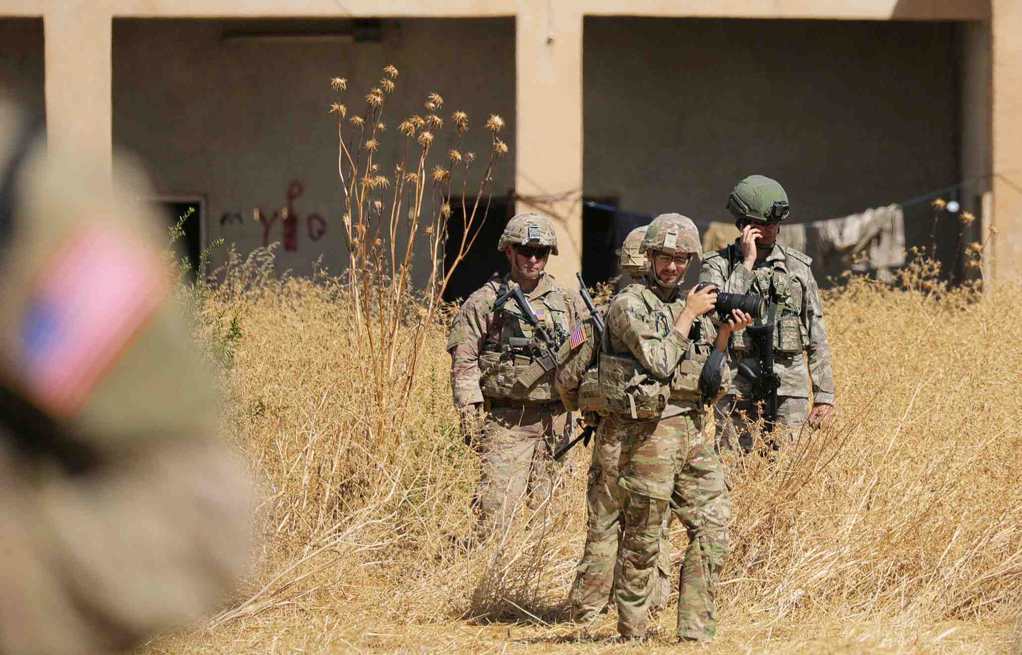 La france face au "point d'interrogation" des etats-unis en syrie