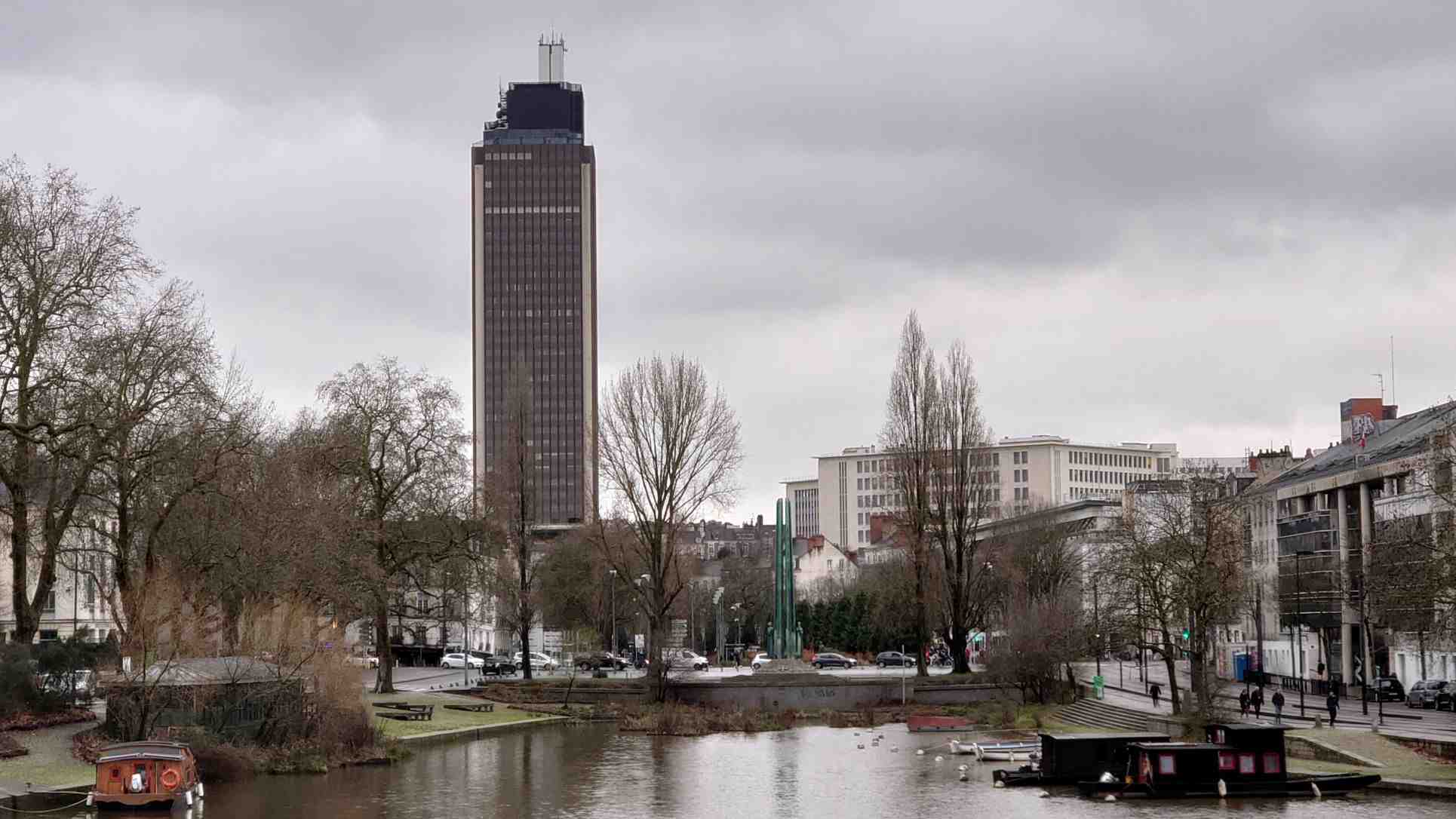 Tour Bretagne Nantes