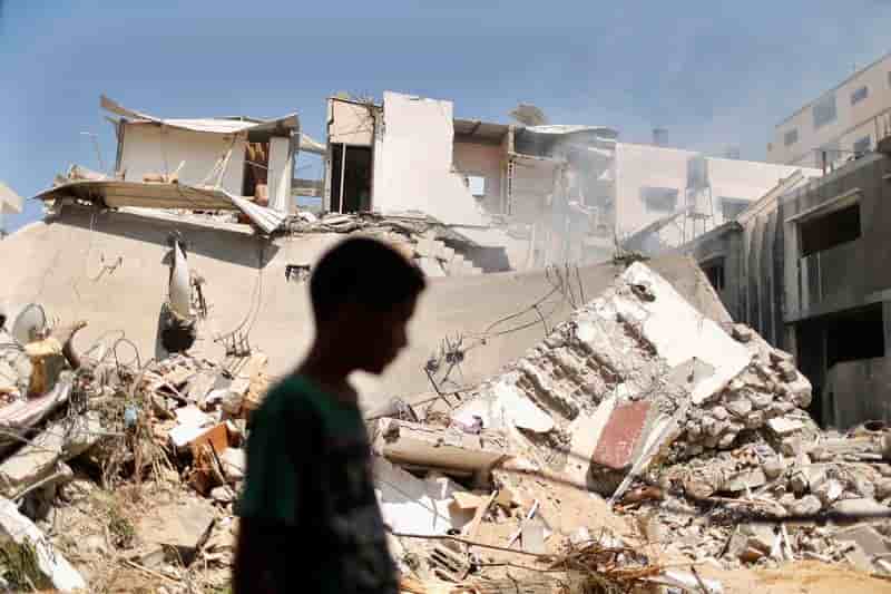 Les hostilités se poursuivent à Gaza, Kerry s'active
