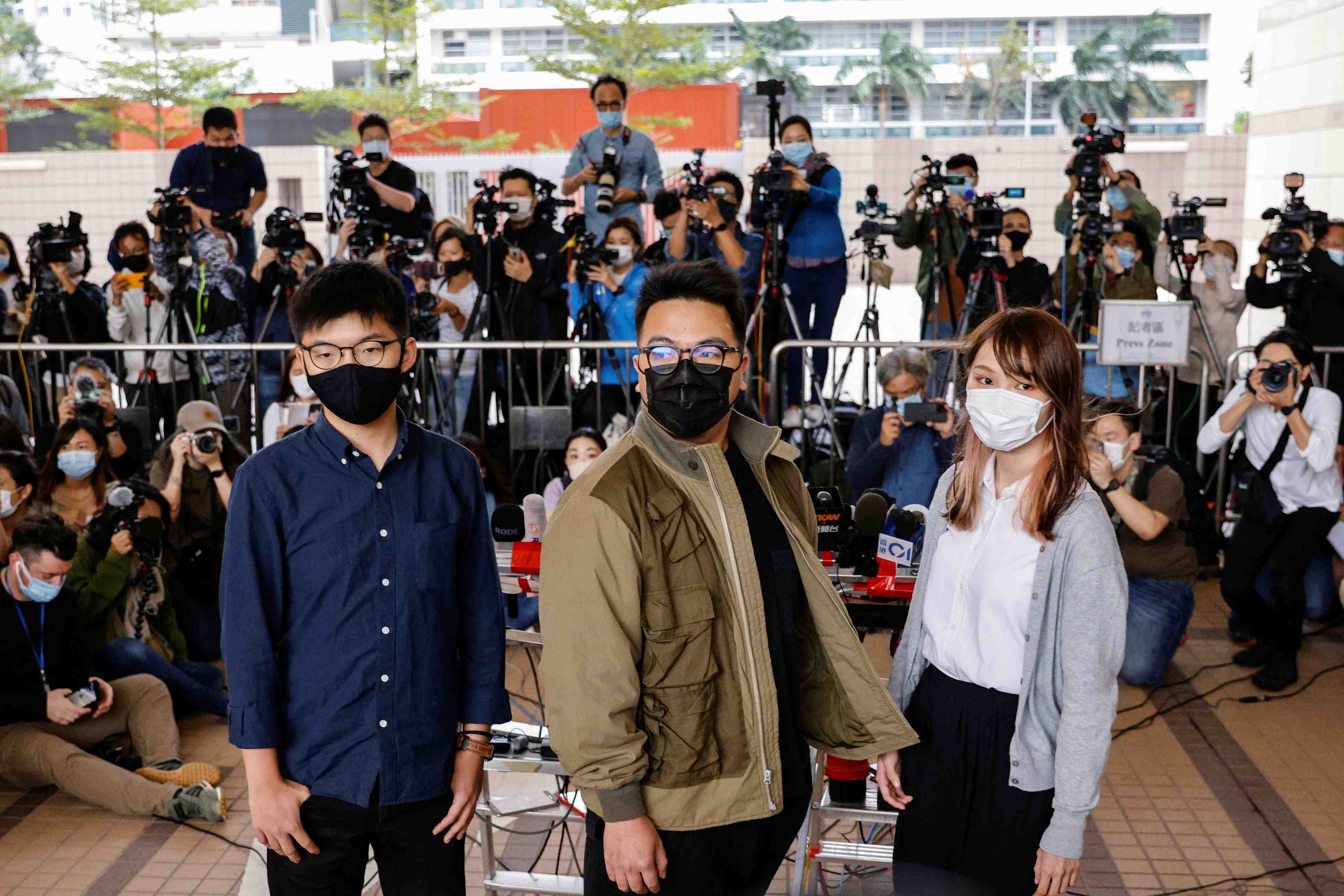 Hong kong: le militant joshua wong plaide coupable de rassemblement illegal