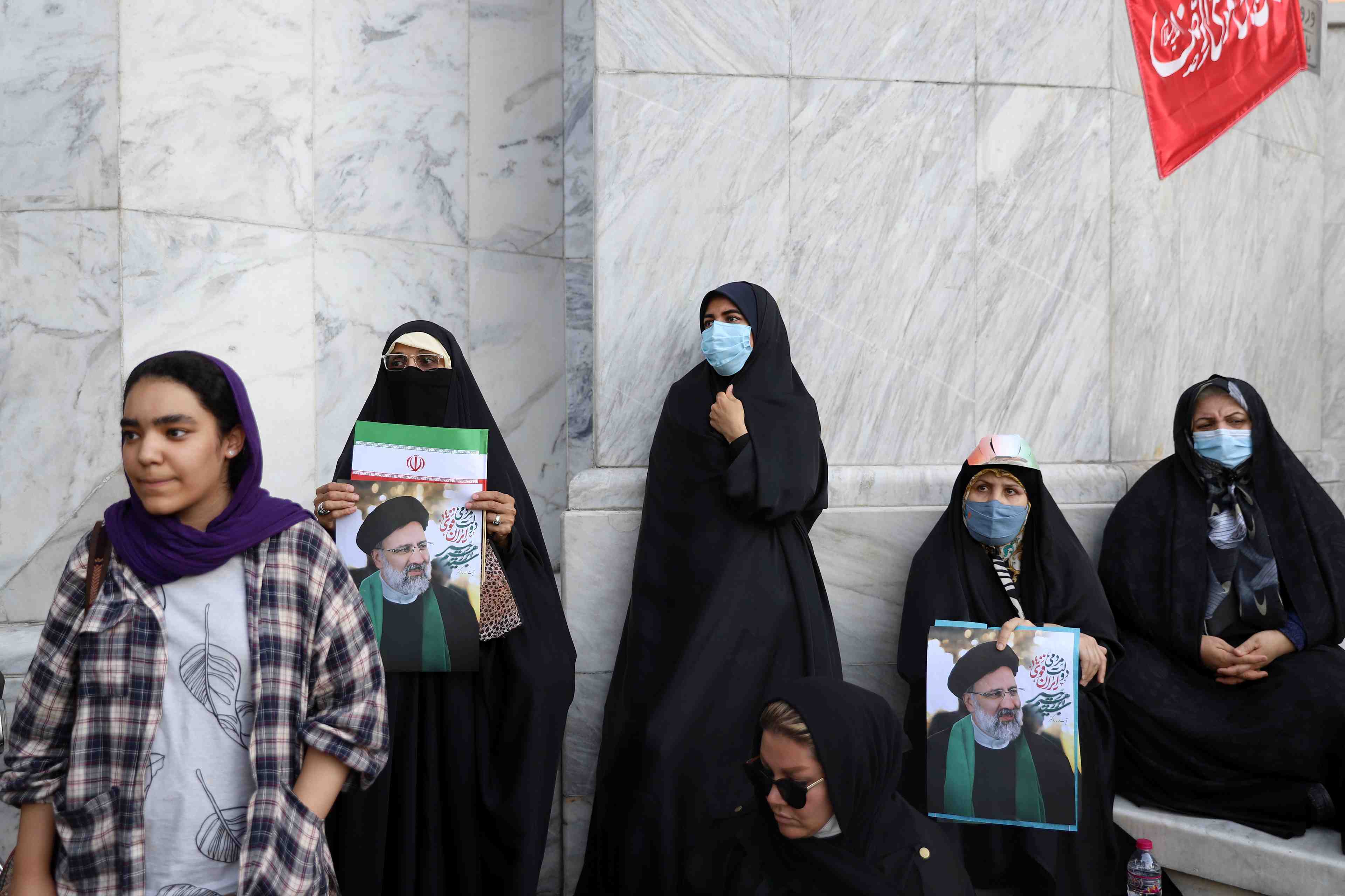 Iran: ouverture des bureaux de vote pour l'election presidentielle