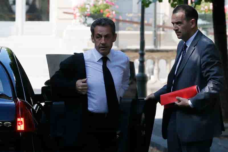 Sarkozy encore au temps de la réflexion sur un éventuel retour