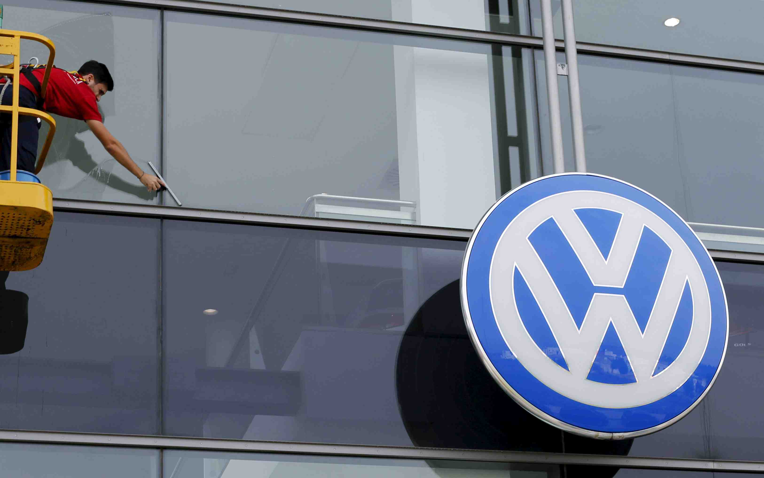 Vw devrait geler des promotions apres l'affaire des tests d'emissions