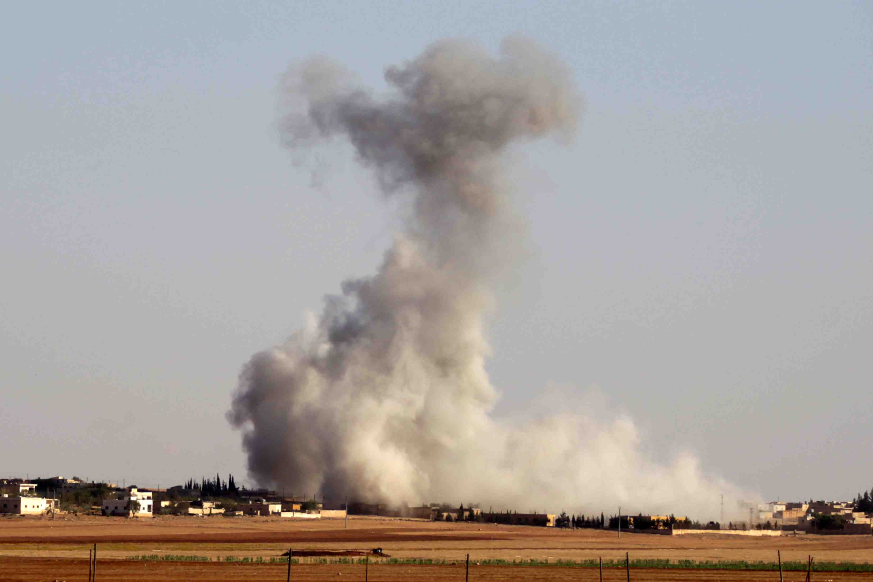 Les frappes aeriennes tuent vingt djihadistes en syrie