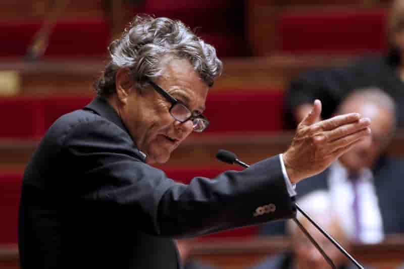 Borloo estime que le plan banlieues peut "aller vite"