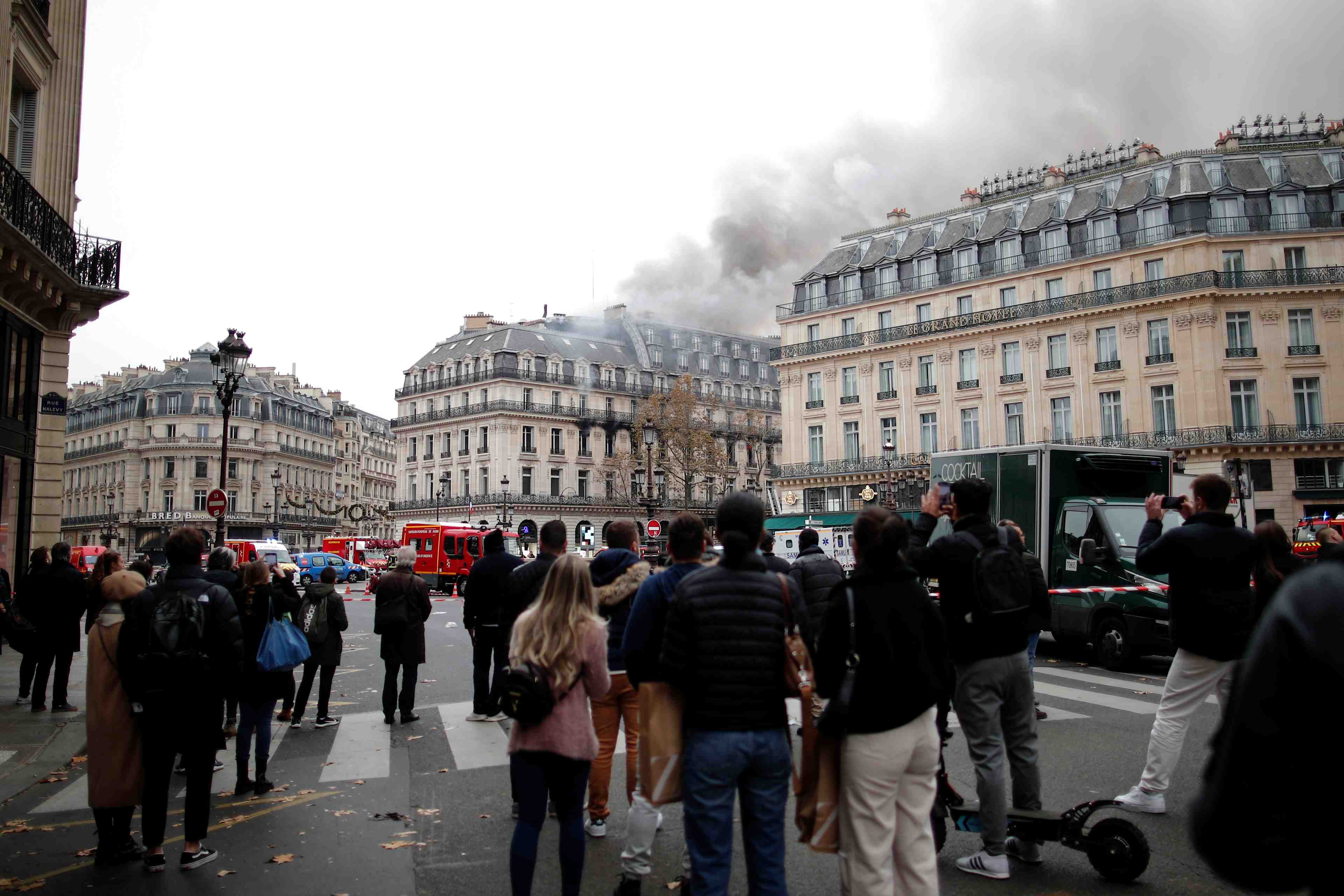 Incendie dans un immeuble dans le quartier de l'opera a paris