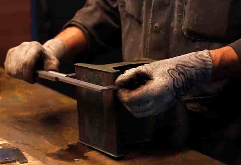 La production industrielle française baisse de 0,3% en octobre