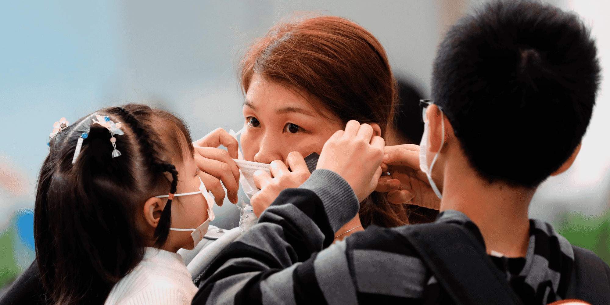 La rapidité de contagion par le virus est telle que la Chine a décidé de suspendre les transports ferroviaire et aérien jeudi au départ de la métropole de Wuhan.