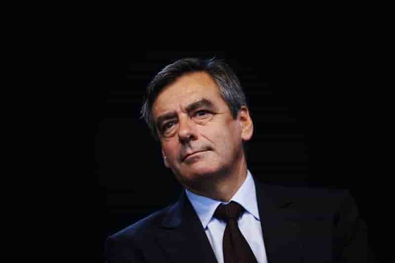 François Fillon va porter plainte contre des journalistes du Monde