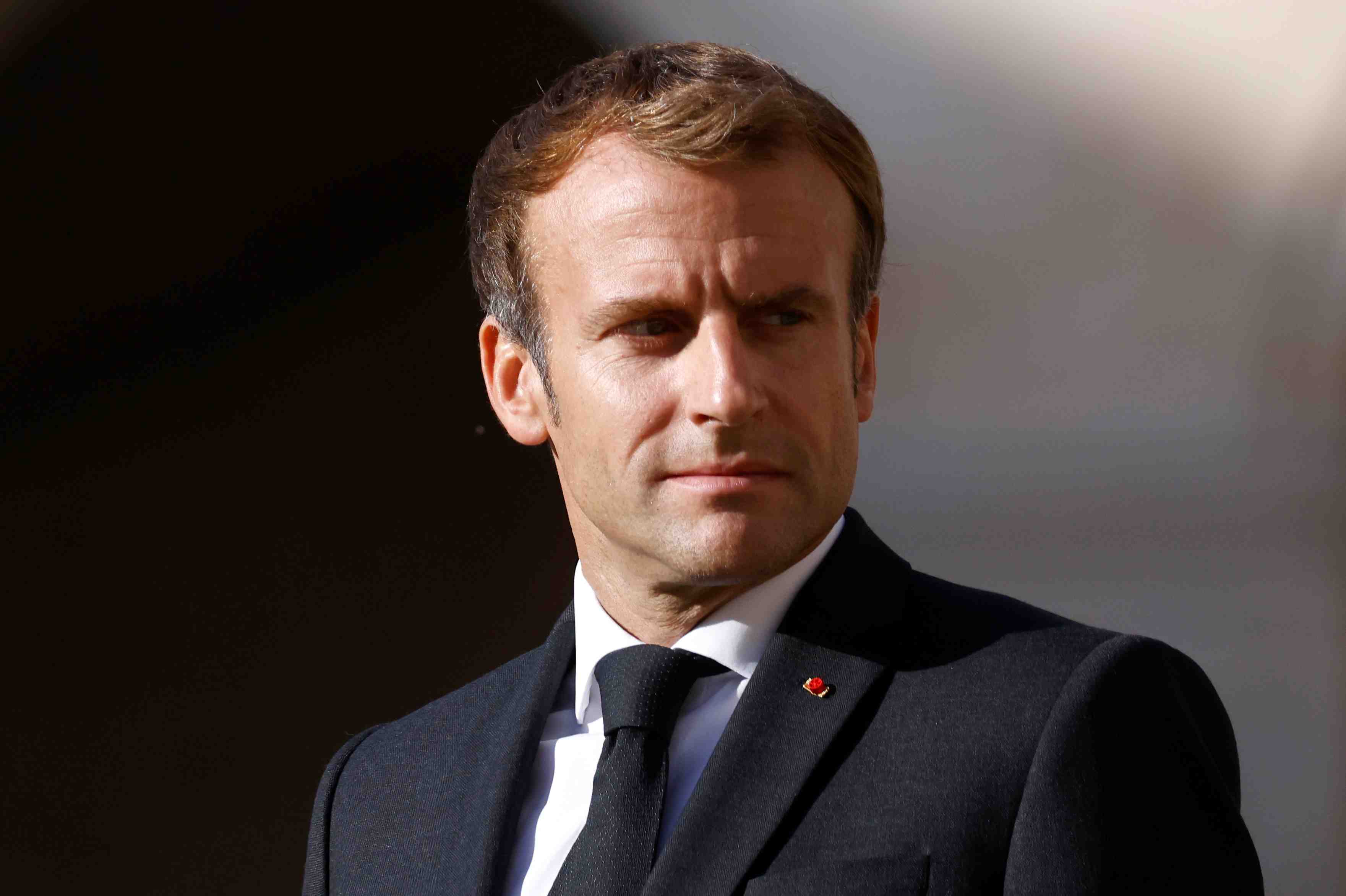 Macron ne pourra pas enfiler le costume europeen de merkel sans allies