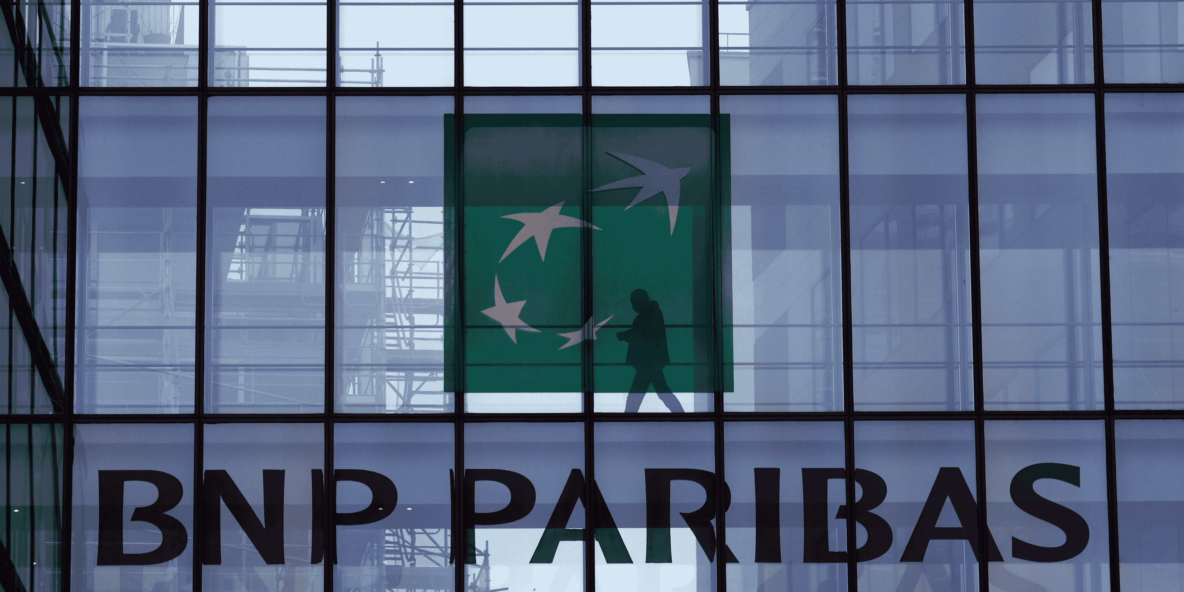 Bnp paribas depasse les attentes au deuxieme trimestre, le titre en profite
