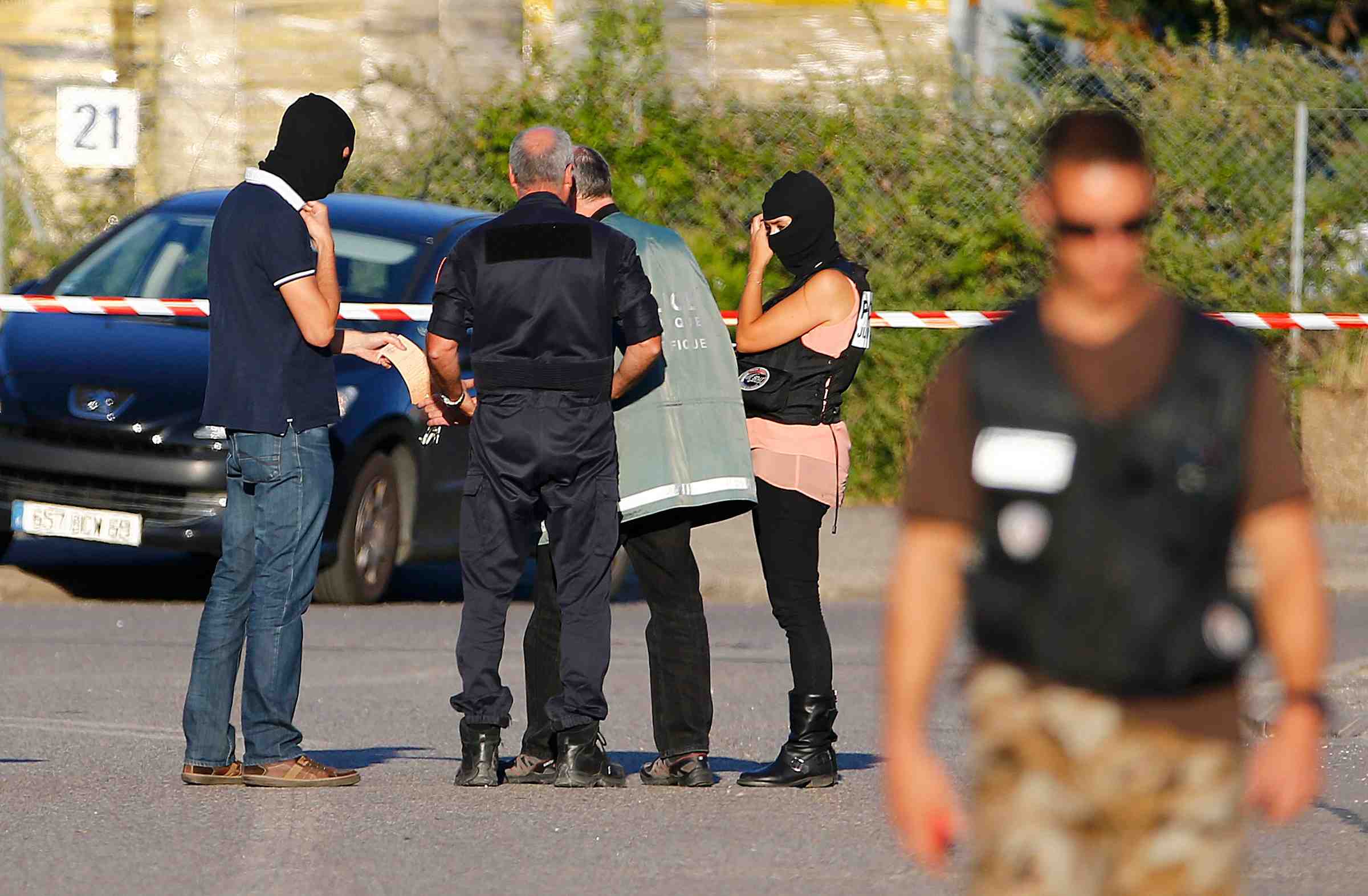 Le renseignement avait repere le suspect de l'attentat en isere