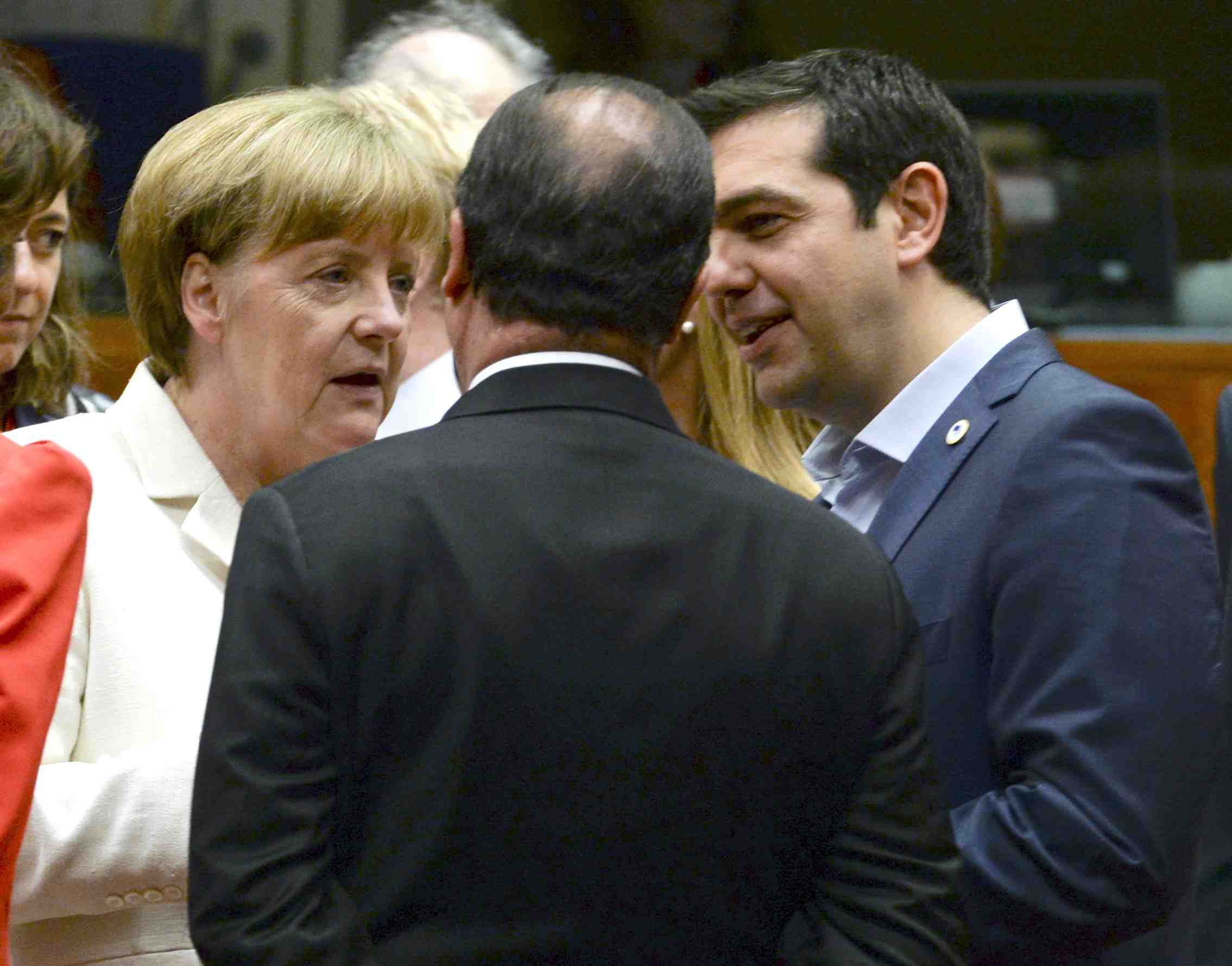 Fin de l'eurogroupe, la grece doit voter des lois d'ici mercredi