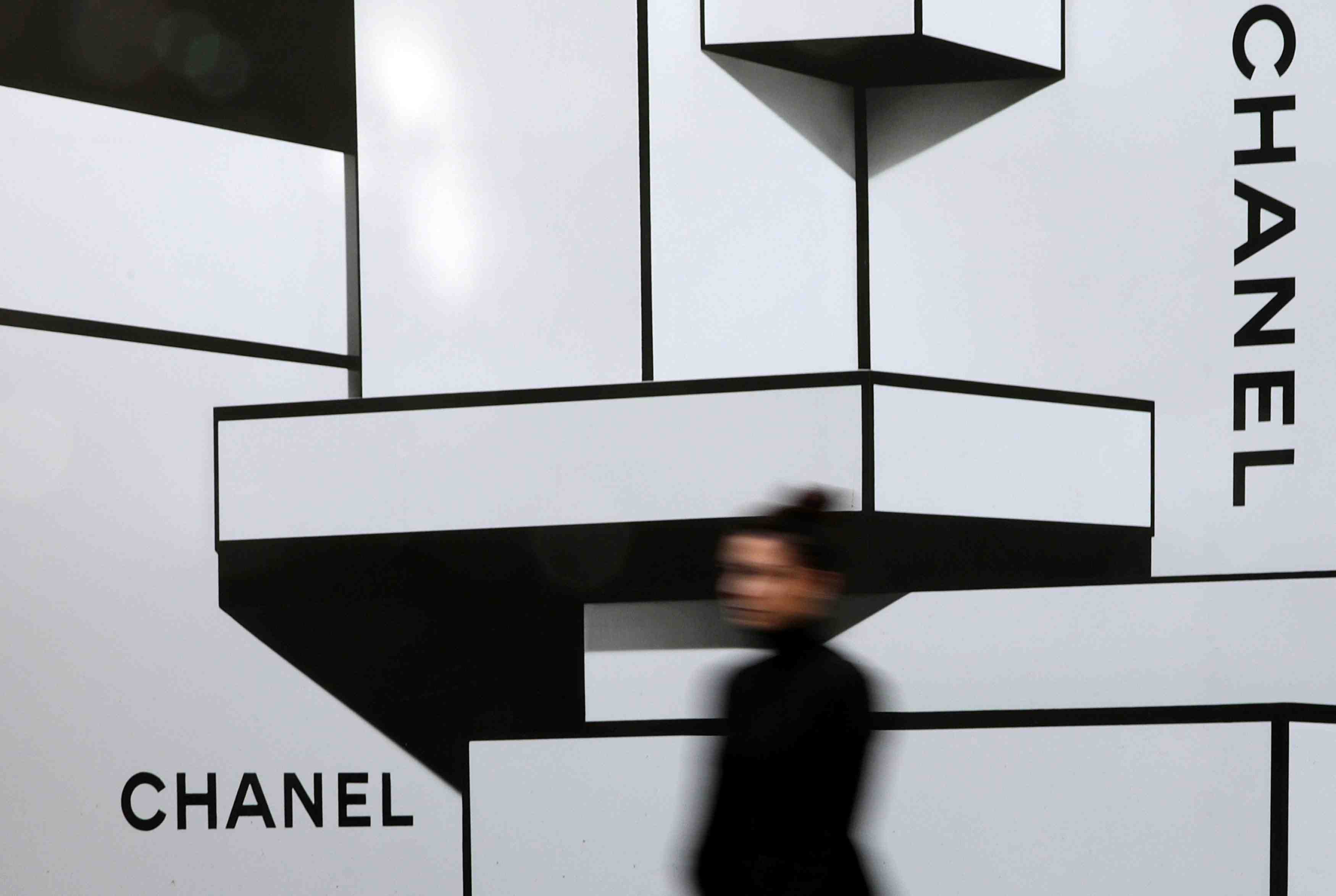 Chanel ne veut pas de e-commerce pour sa mode et ses accessoires