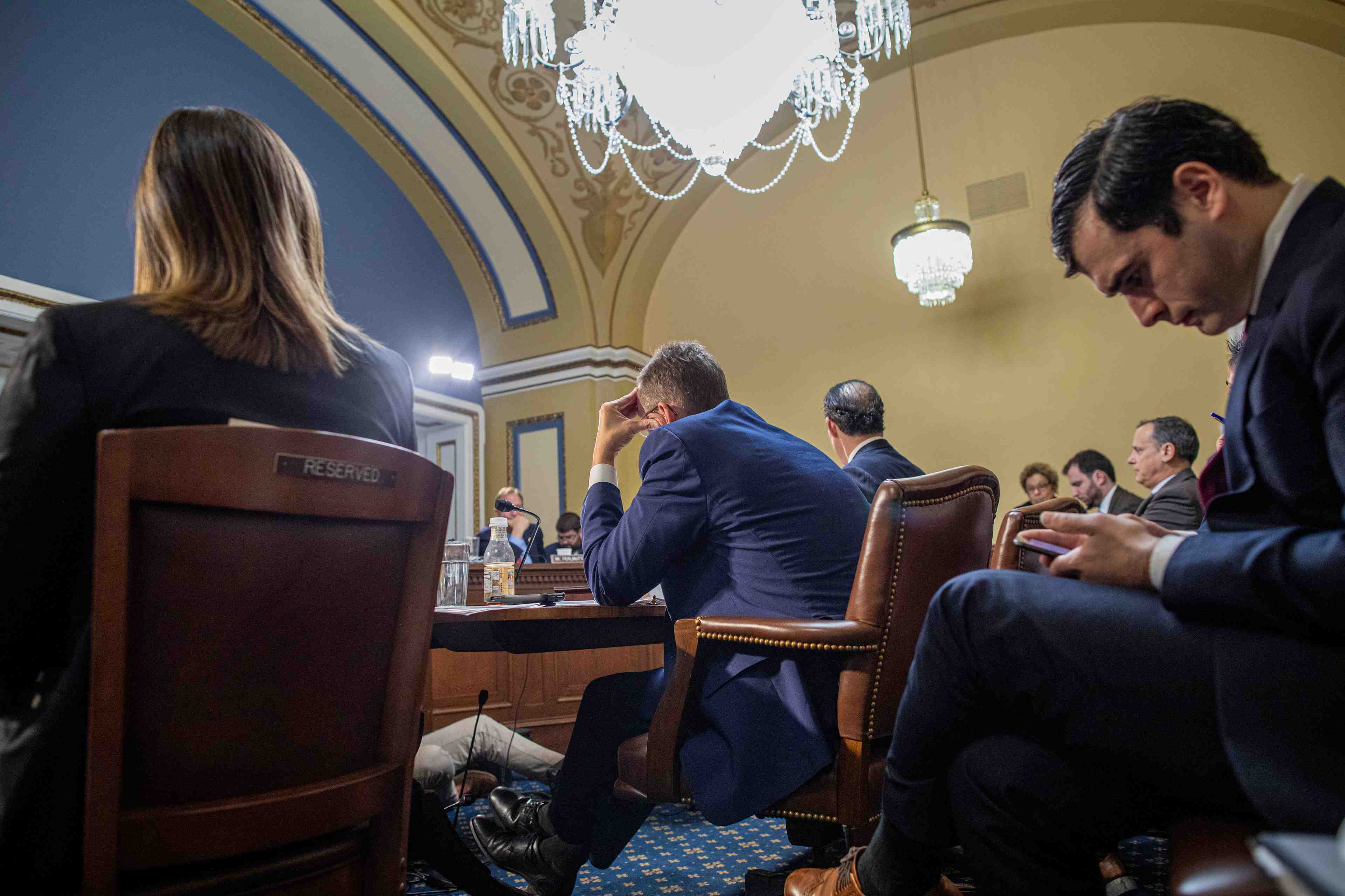 "impeachment": trump accuse les democrates d'une tentative de putsch