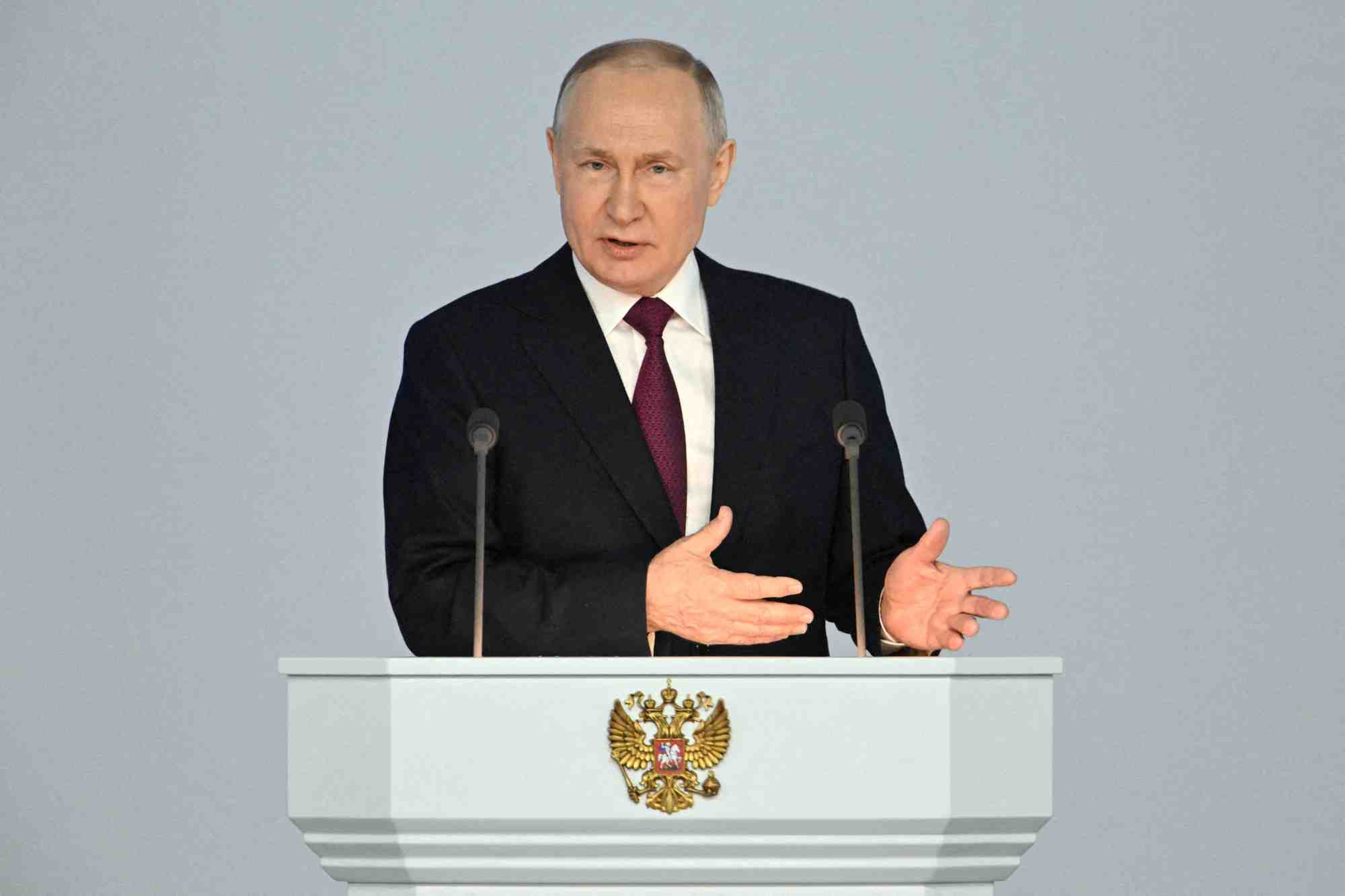 Photo d'archives du president russe vladimir poutine qui prononce son discours annuel a l'assemblee federale a moscou