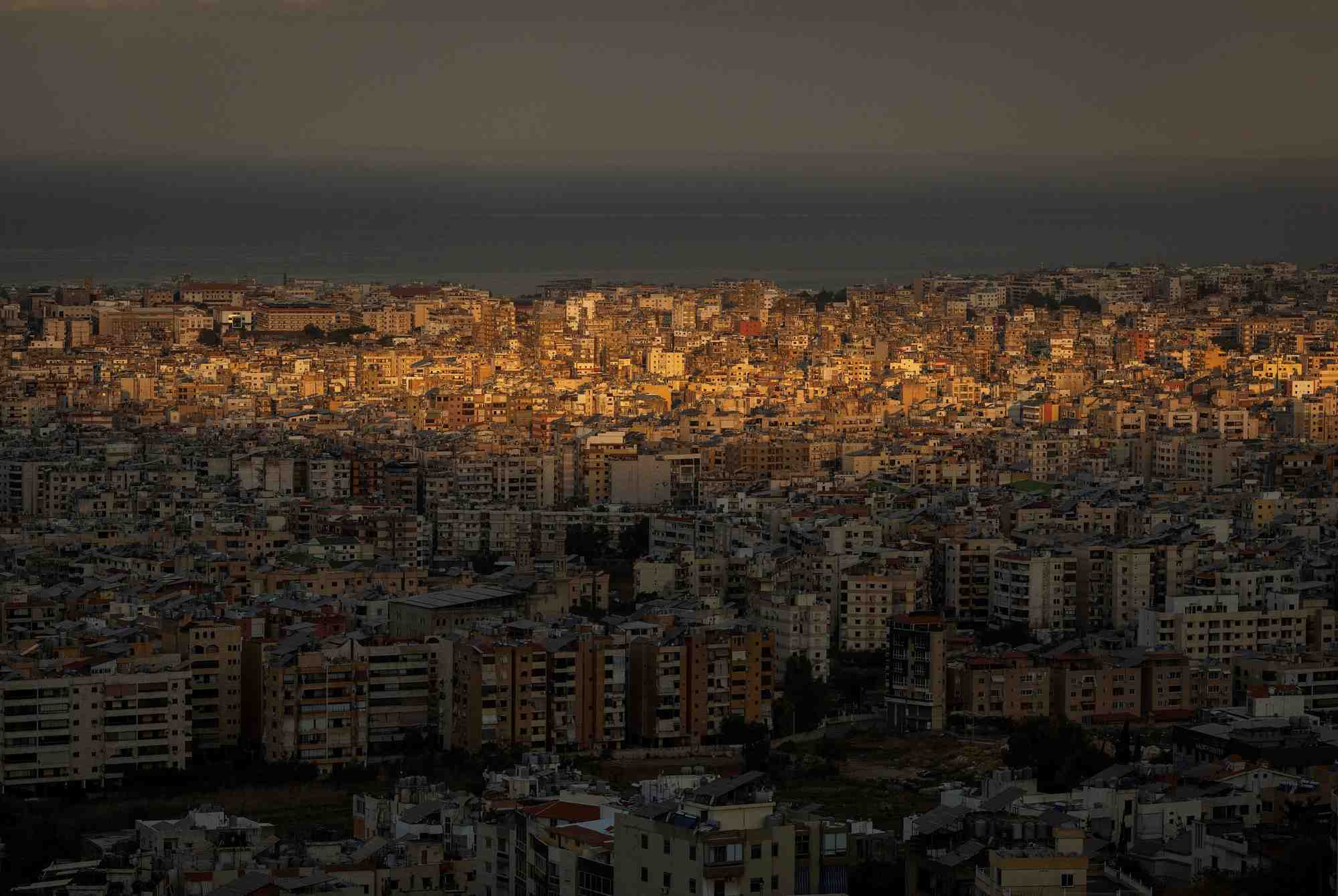 Vue generale d'immeubles residentiels dans la banlieue sud de beyrouth