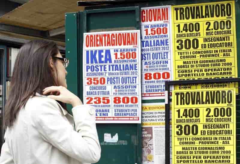 Record en Italie du taux de chômage des 15-24 ans, à 44,2%