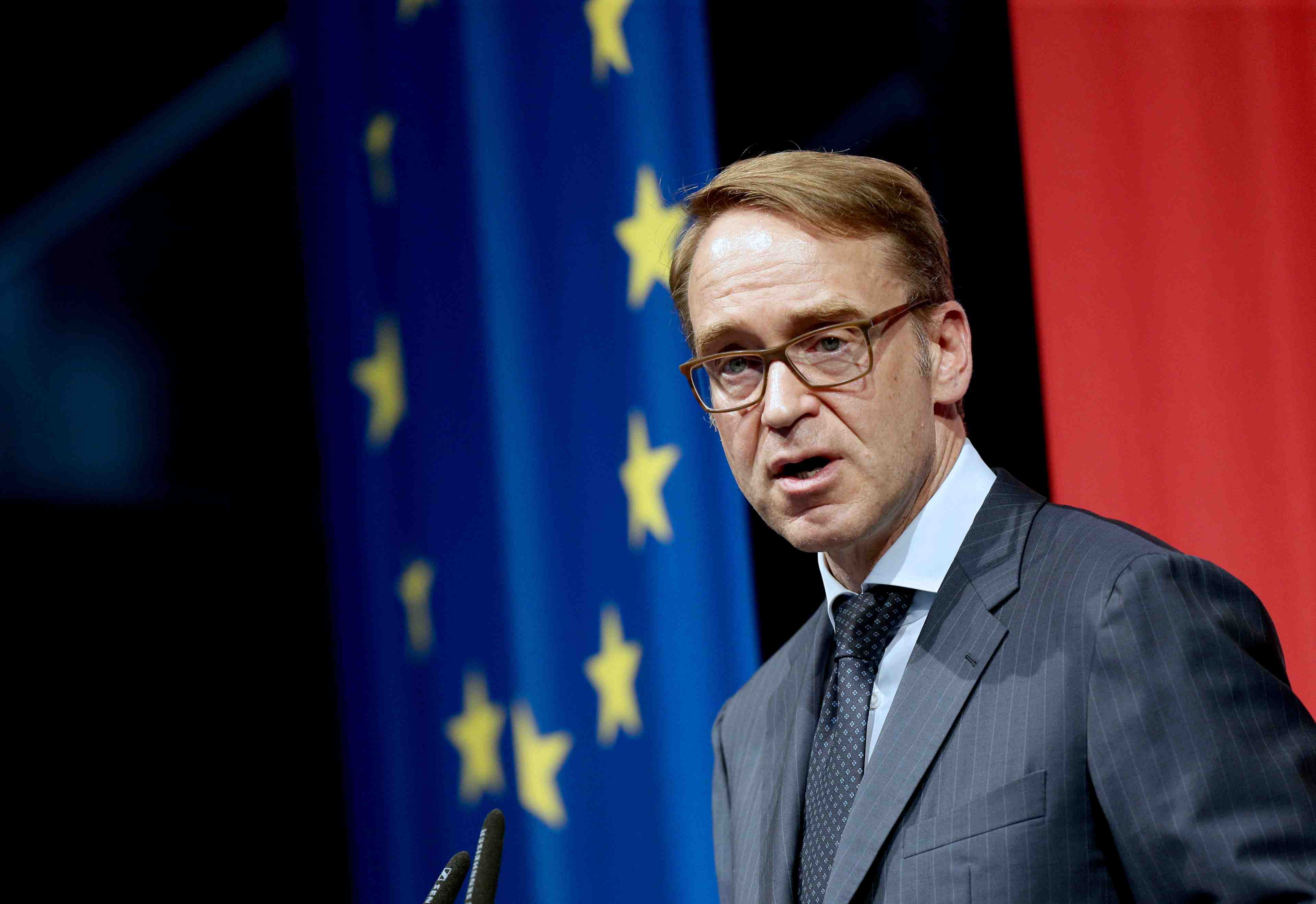 Bce: les chances de weidmann de succeder a draghi s'amenuisent
