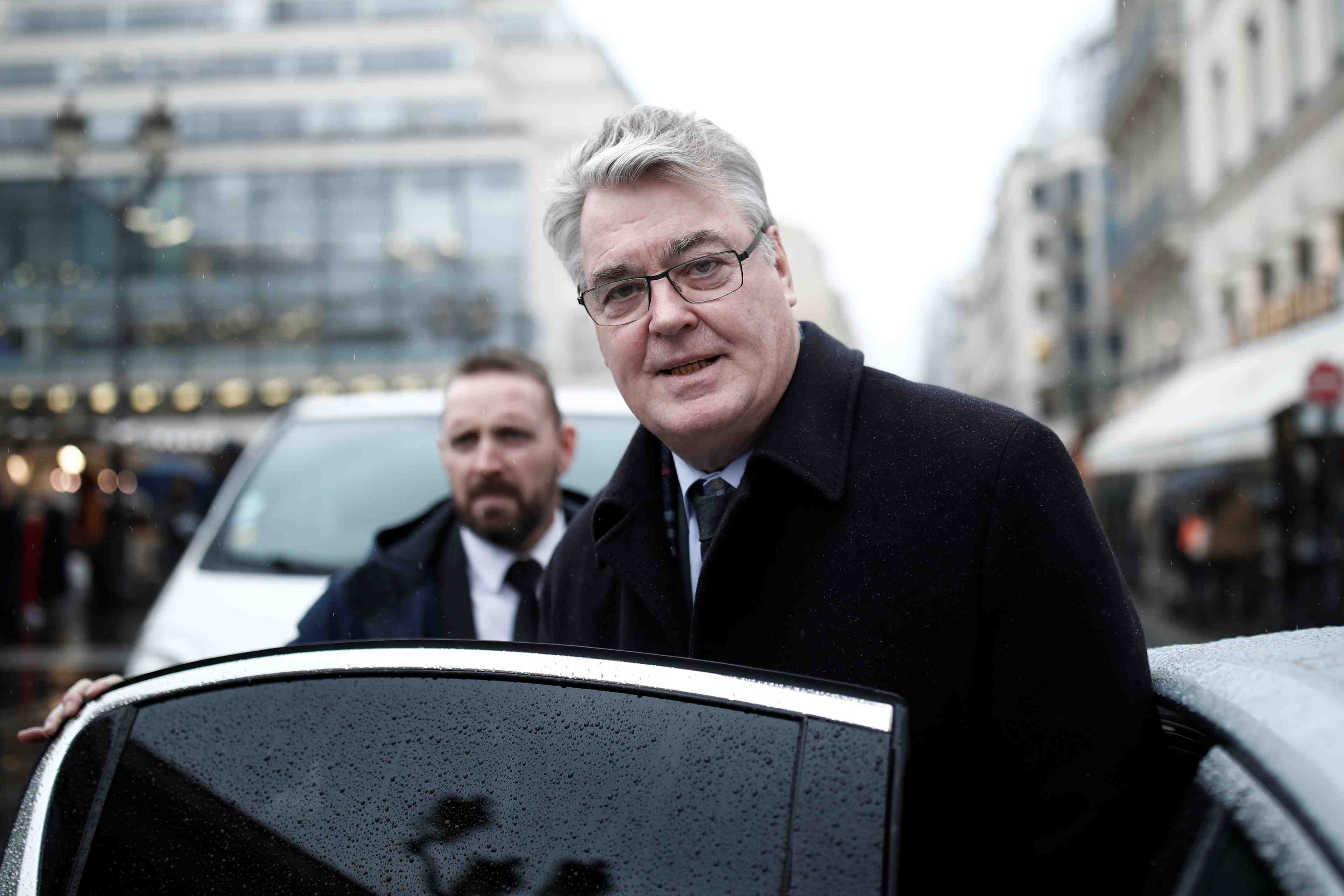 La justice ouvre une enquete sur les "omissions" de delevoye