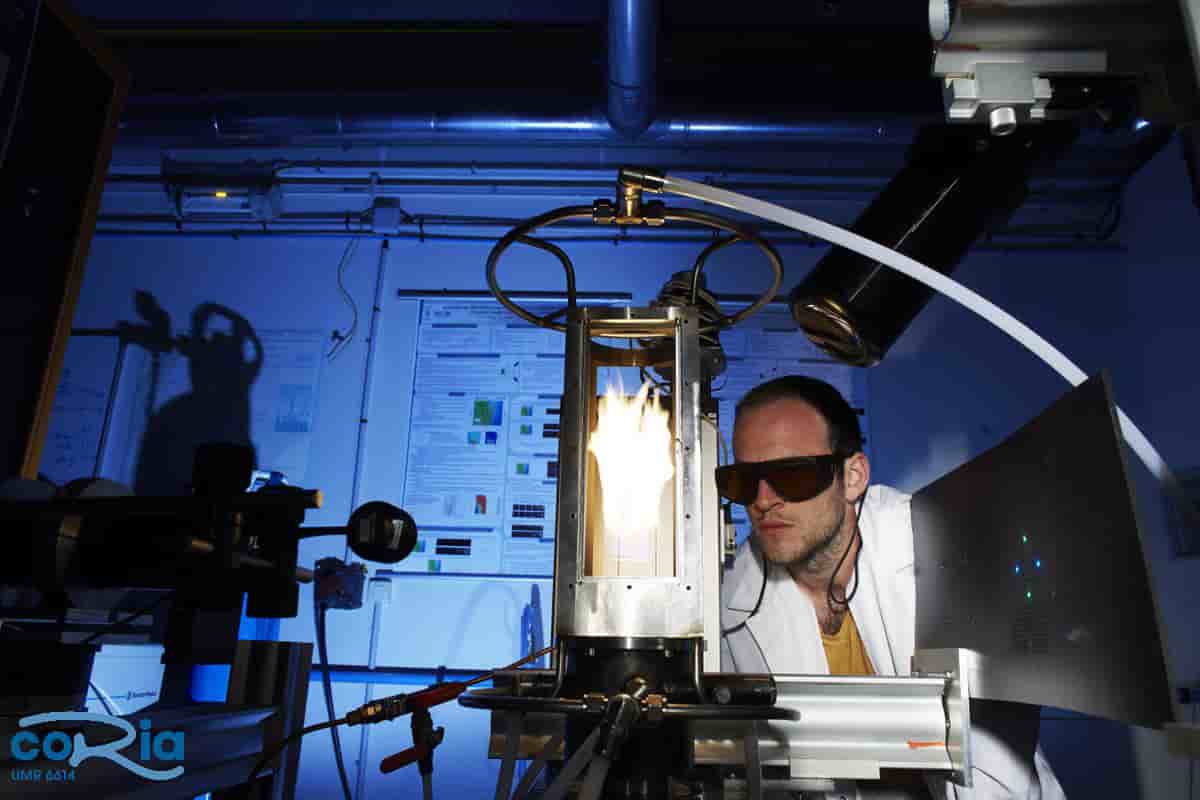 Décontamination du tritium au laser