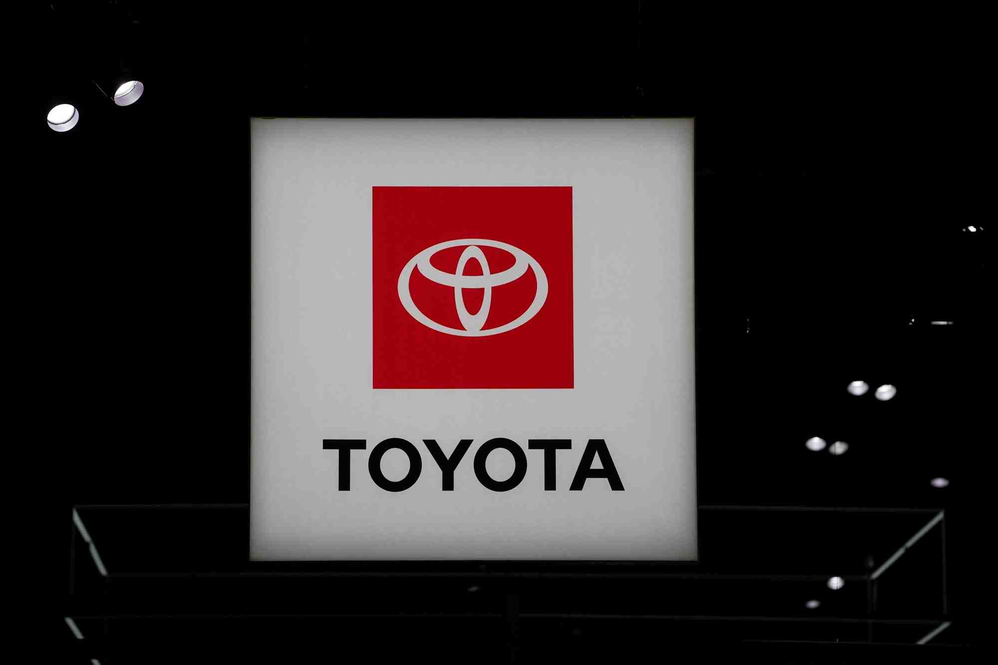 Photo d'archives du logo de toyota
