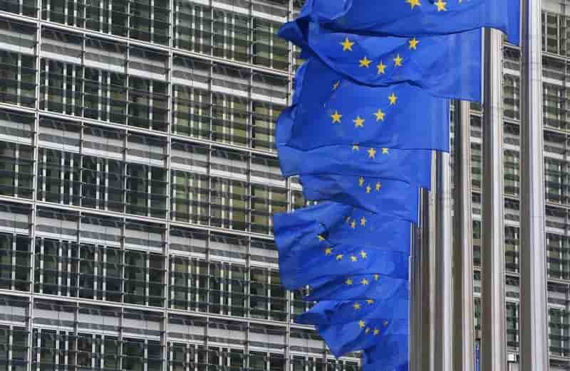 Une reforme favorable aux telecoms et aux editeurs a bruxelles