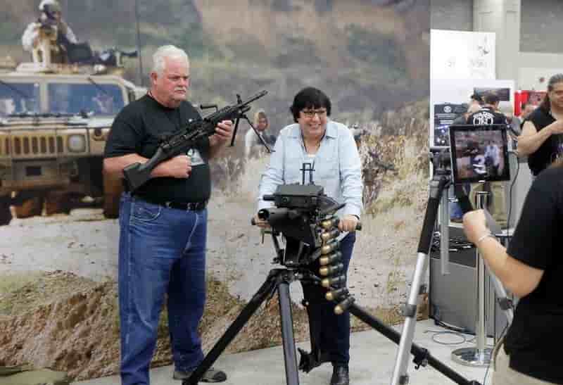 Trump va parler de restriction des ventes d'armes avec la nra