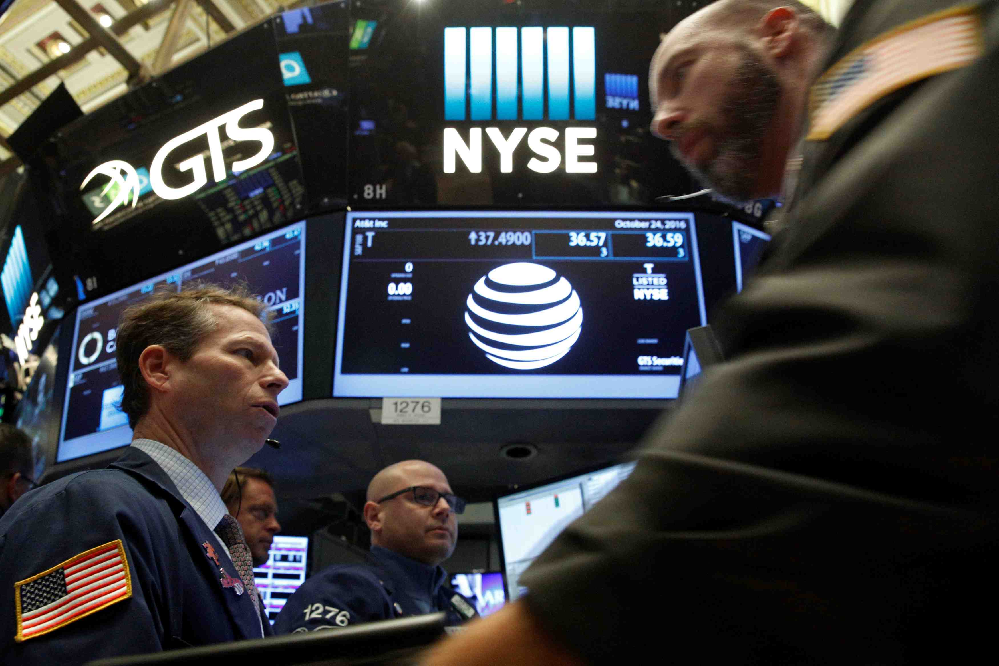 Les marches americains cloturent en hausse