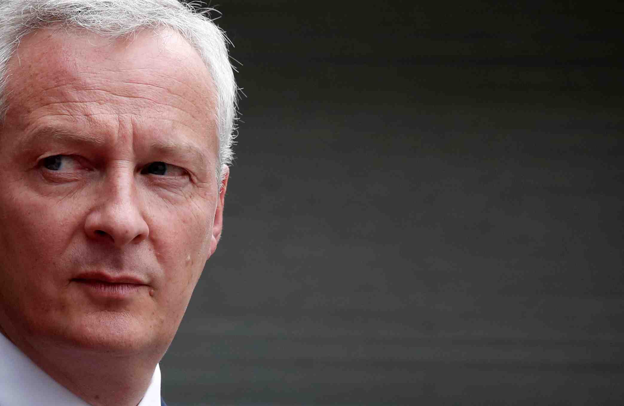 Remaniement: le maire renonce a une reunion du fmi