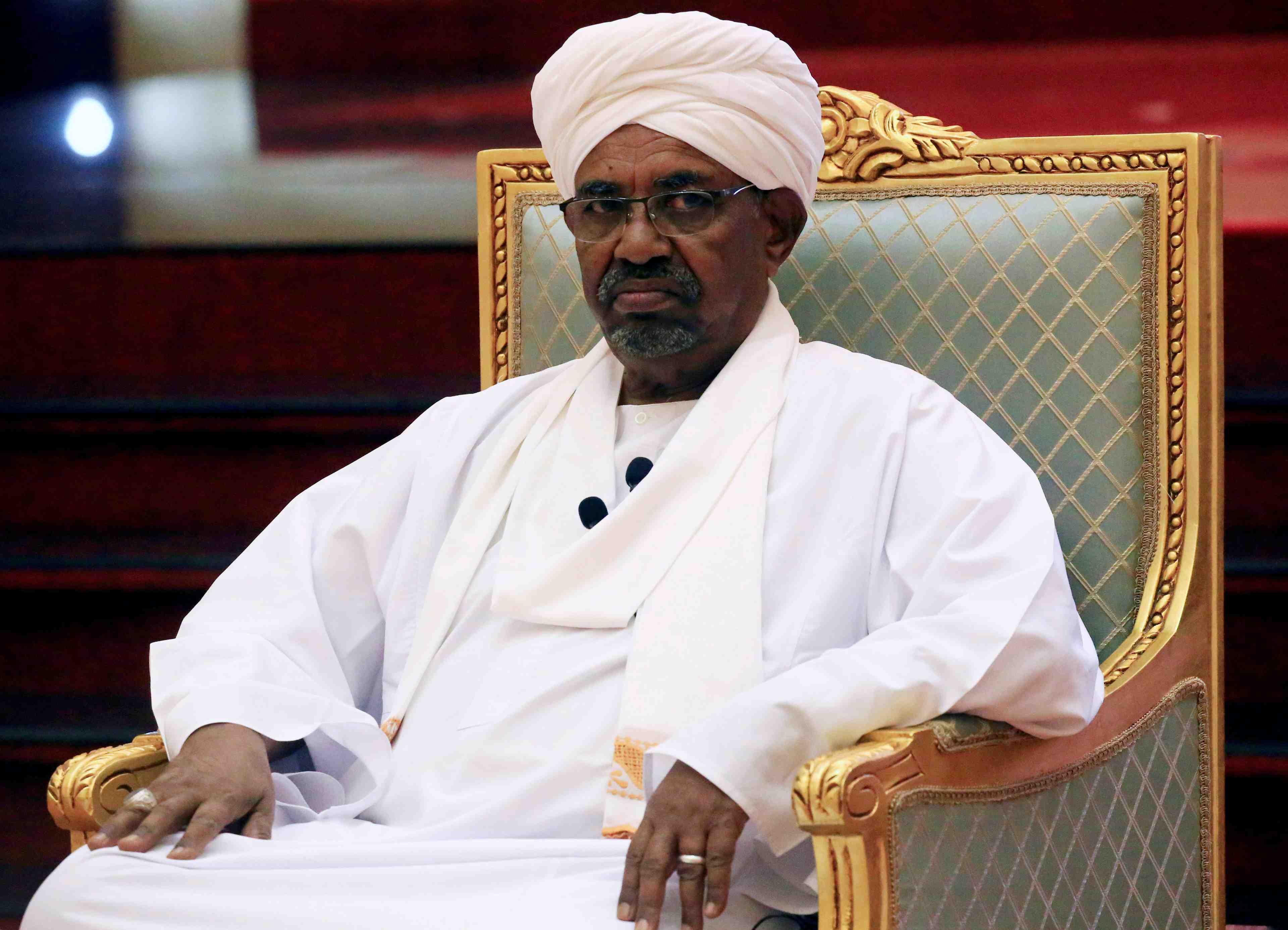 Le president soudanais a demissionne