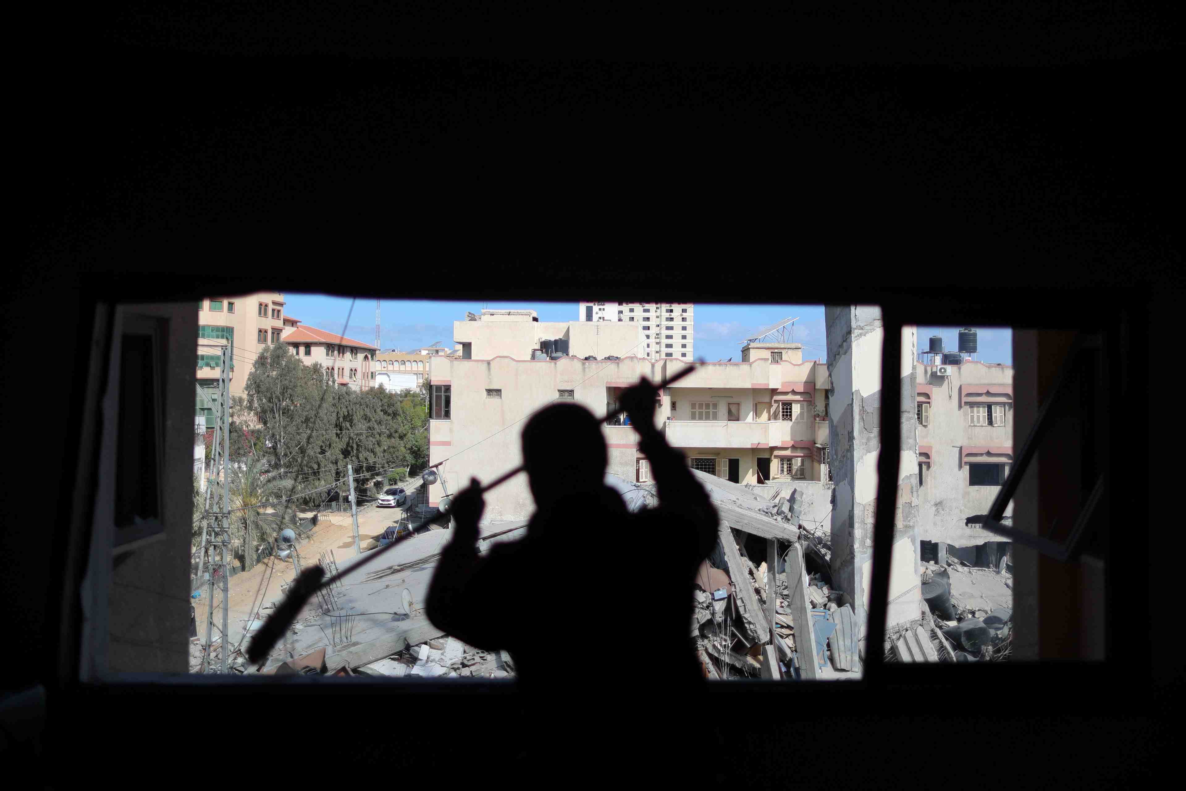 Malgre ses divisions, l'ue veut appeler au cessez-le-feu en israel