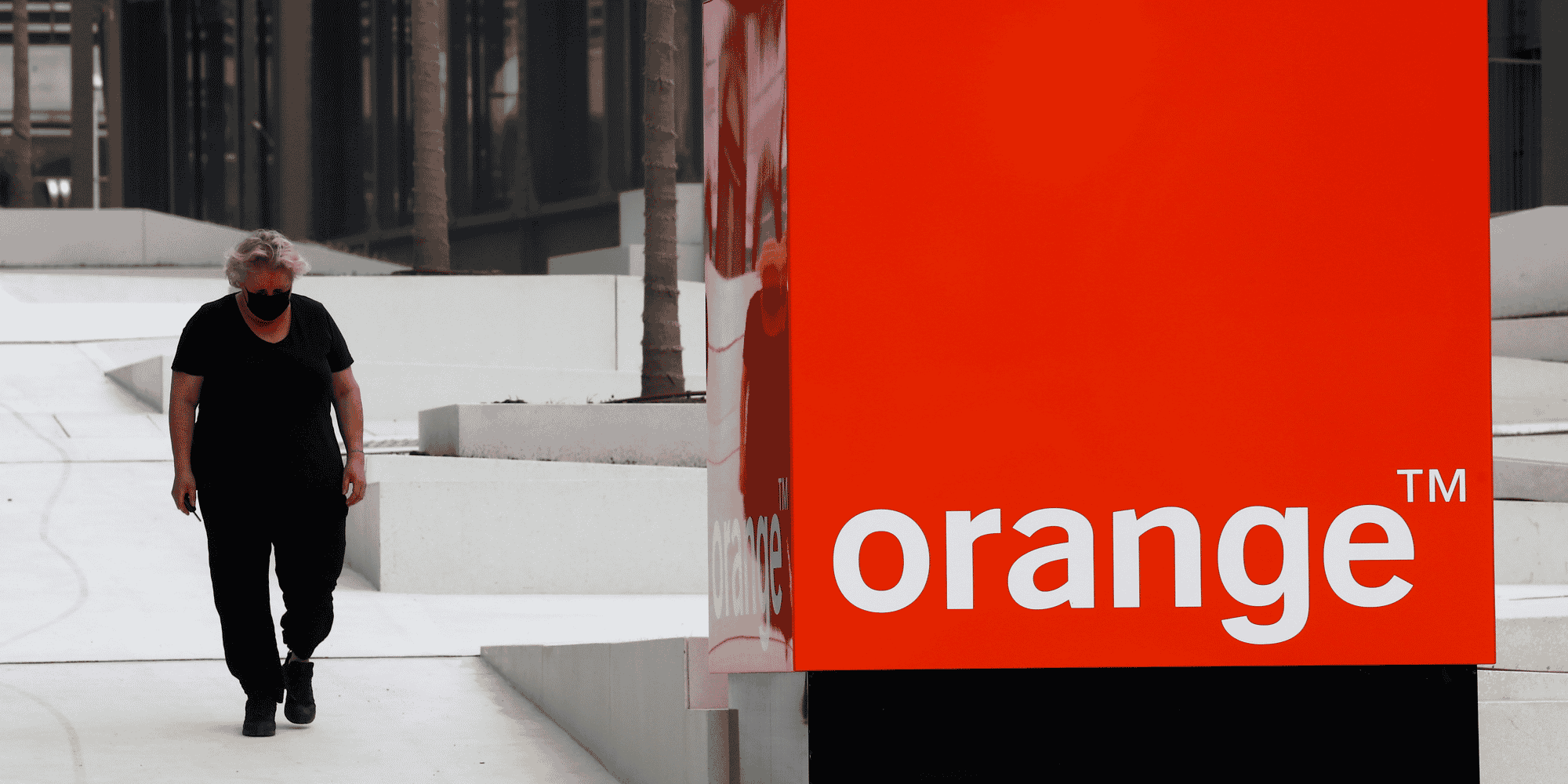 Panne des services d'urgence: le gouvernement reproche a orange sa lenteur