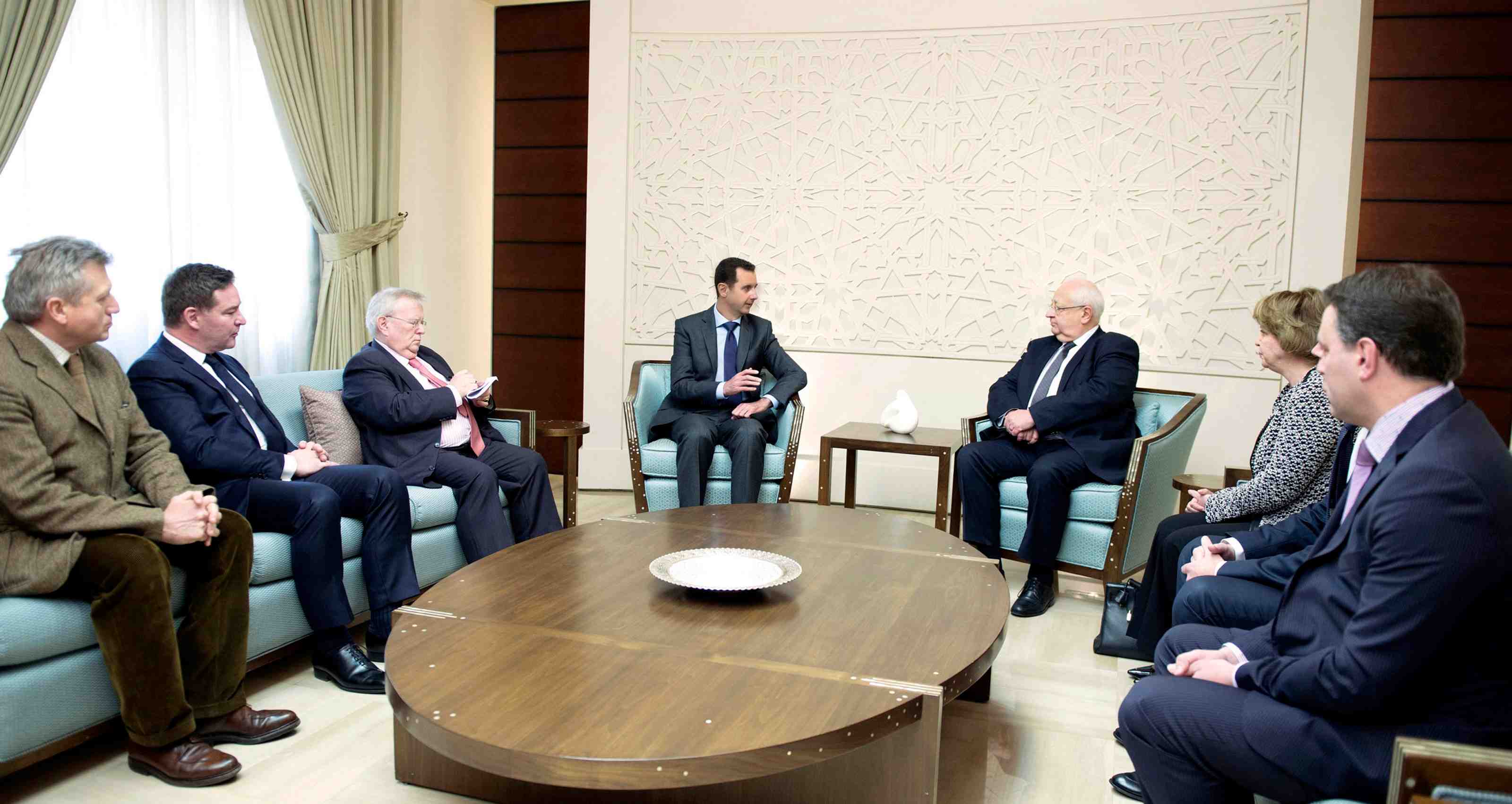 Manuel valls voit une faute morale dans la visite des elus en syrie