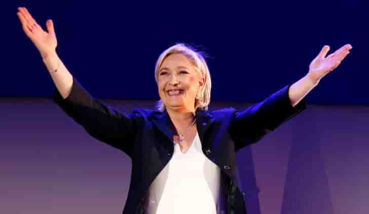 Le pen attaque macron sur le "terrorisme" et la mondialisation