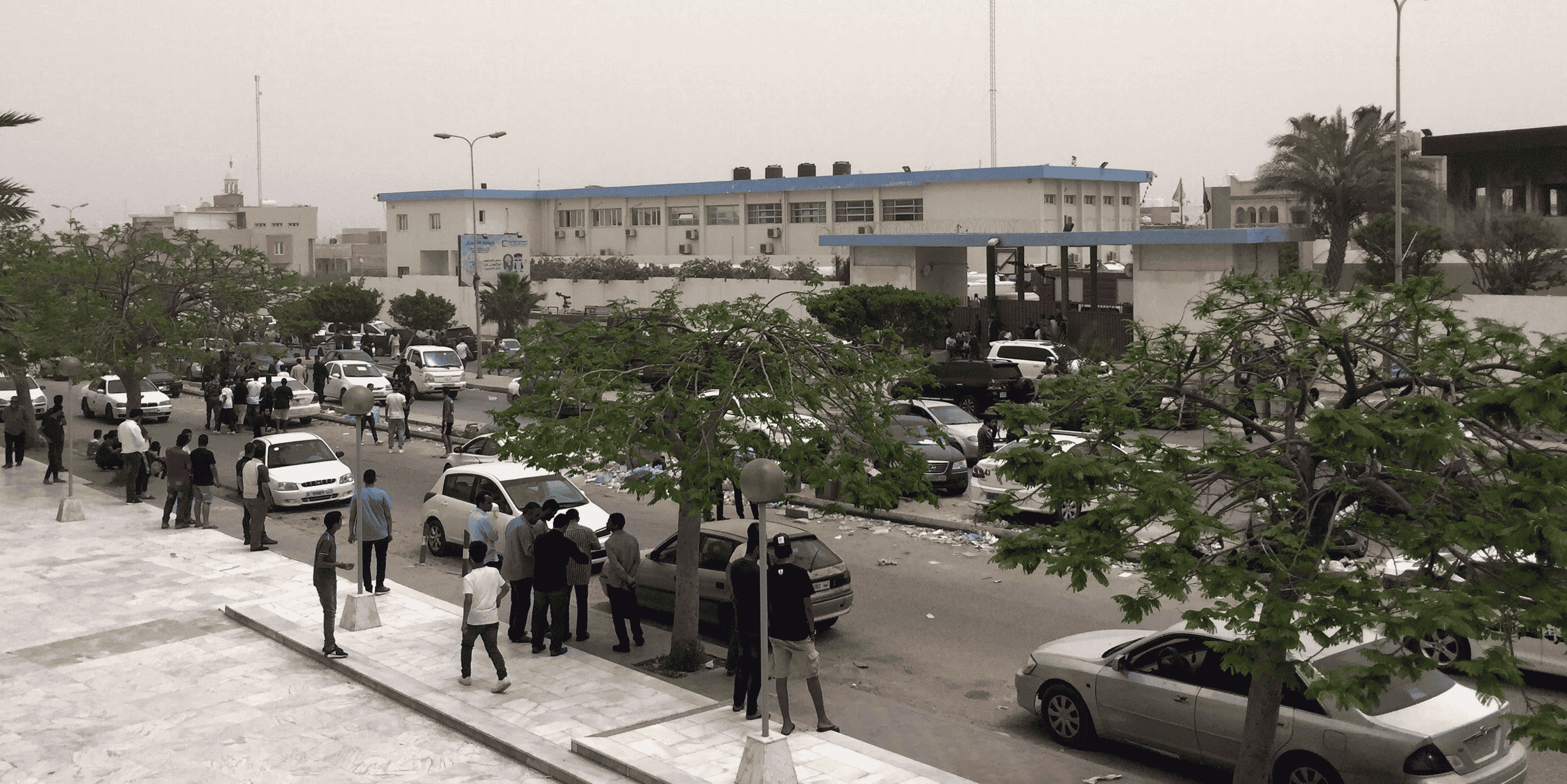 Douze morts dans une attaque contre la commission electorale a tripoli