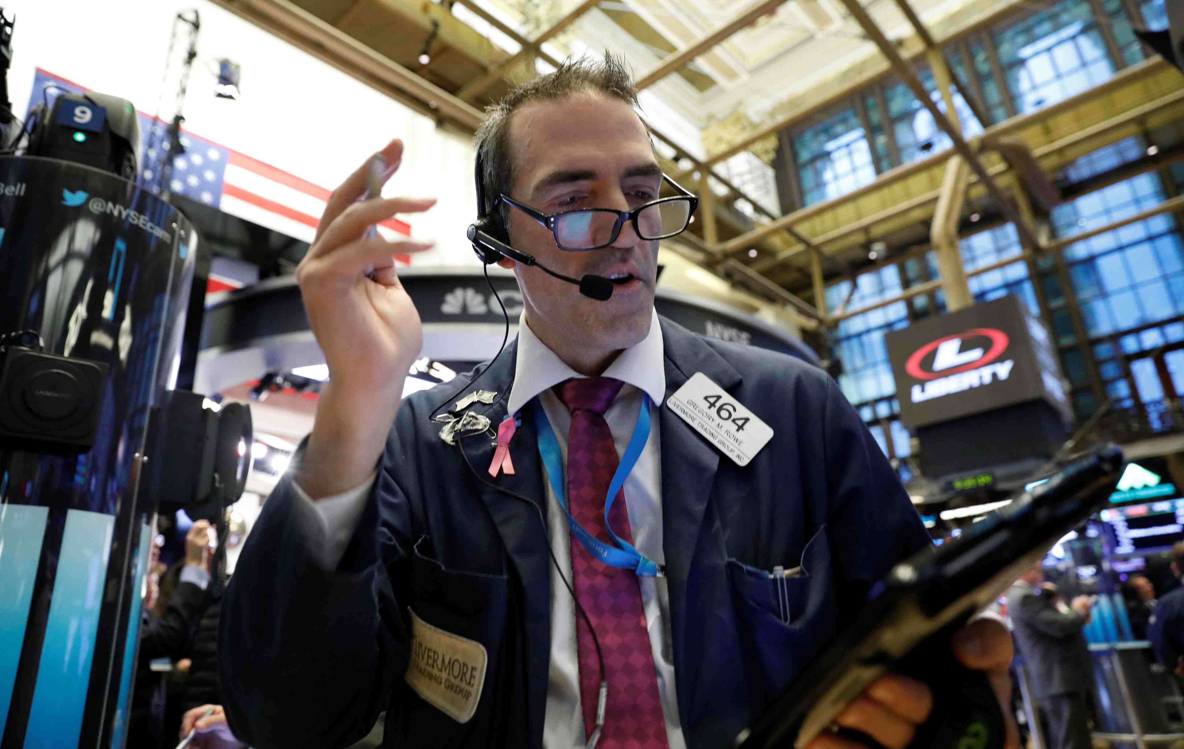 Wall street reduit nettement ses pertes en fin de seance