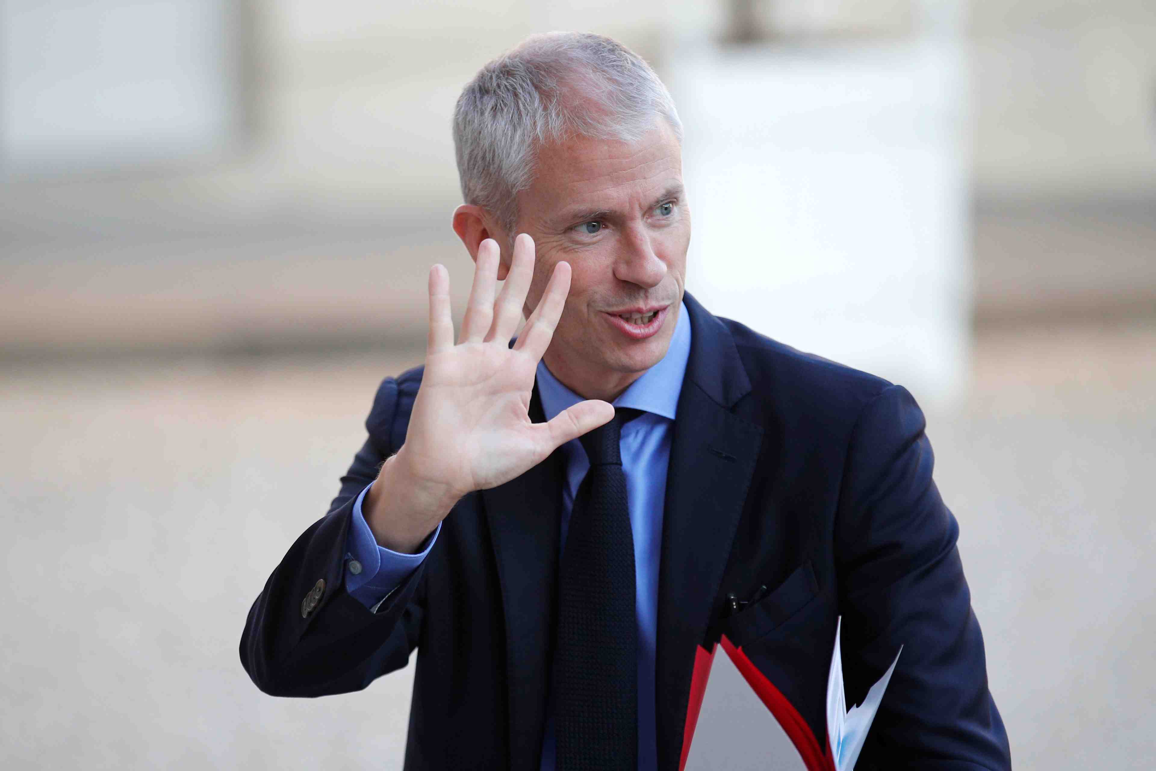Europeennes: le parti agir officialise son alliance avec larem