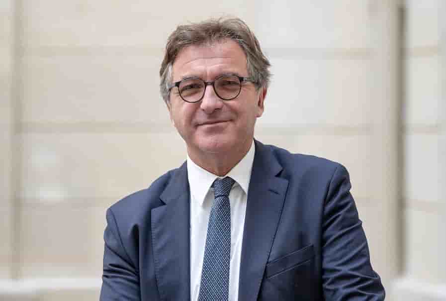 Bruno Cavagné, président de la FNTP, vient de publier "Nos territoires brûlent - Redonner du pouvoir au local" aux éditions du Cherche-Midi.