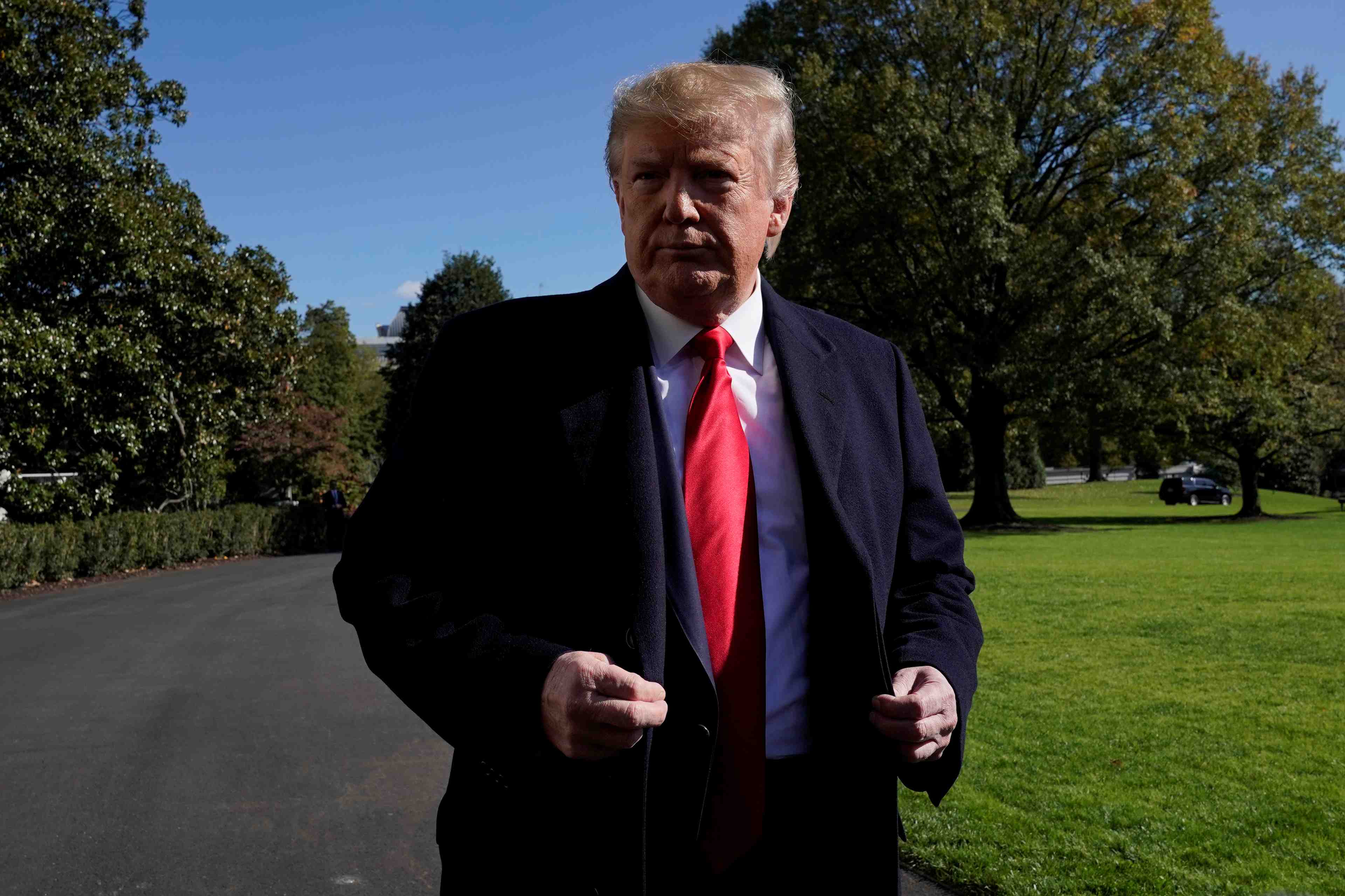 Trump se mele a nouveau des elections gb, dit a johnson et farage de s'allier