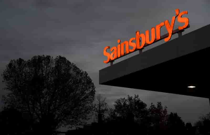 Sainsbury's et walmart en discussions avancees en grande-bretagne