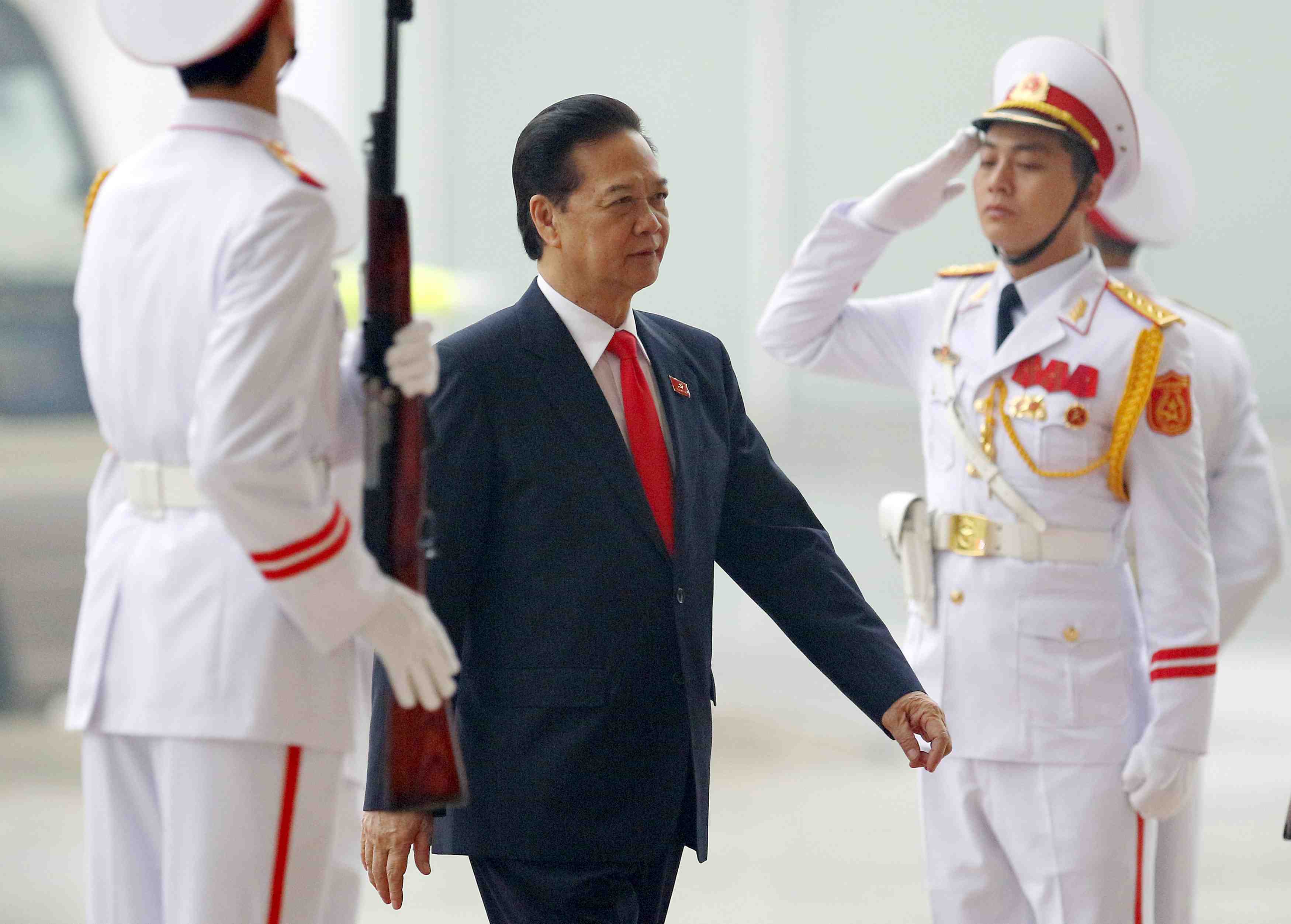 Le congres enterine la non candidature du premier ministre nguyen tan dung au comite central