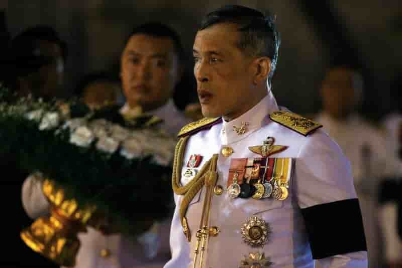 Le prince vajiralongkorn sera appele a monter sur le trone
