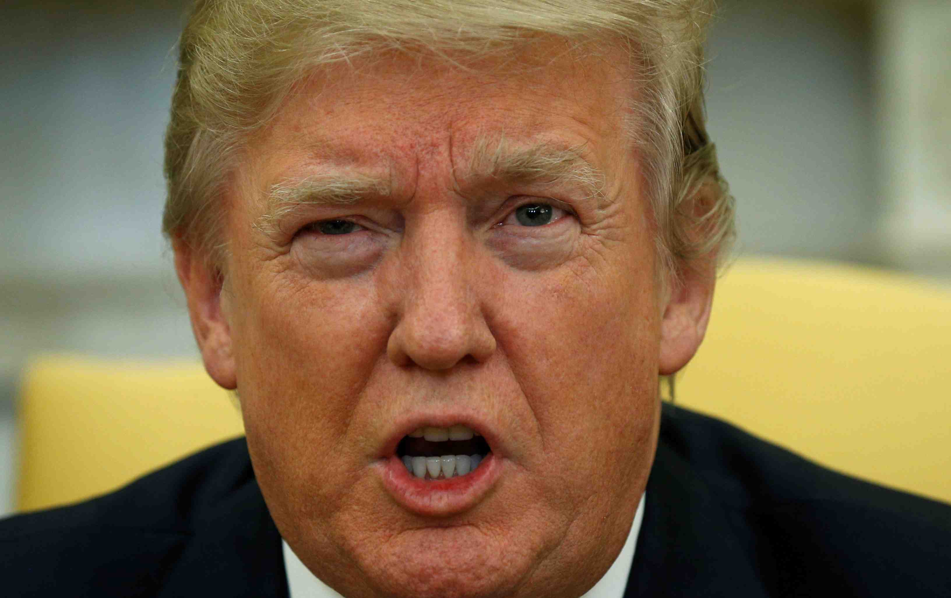 Trump presente ses condoleances a poutine