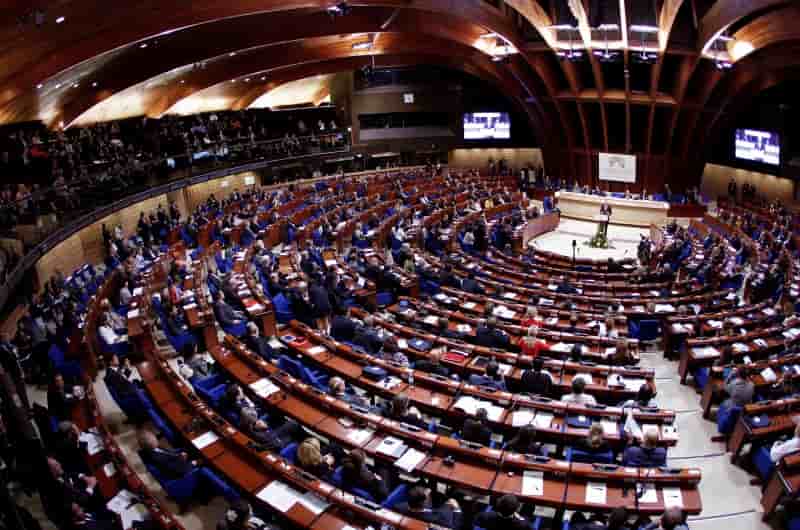 Varsovie sollicite le conseil de l'europe pour la reforme de son tribunal constitutionnel