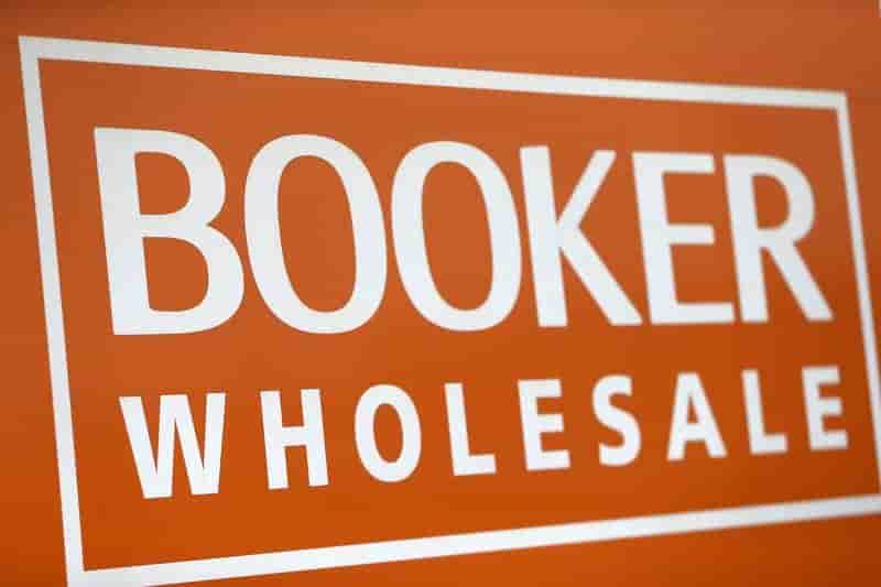 Enquete approfondie sur le rachat de booker par tesco
