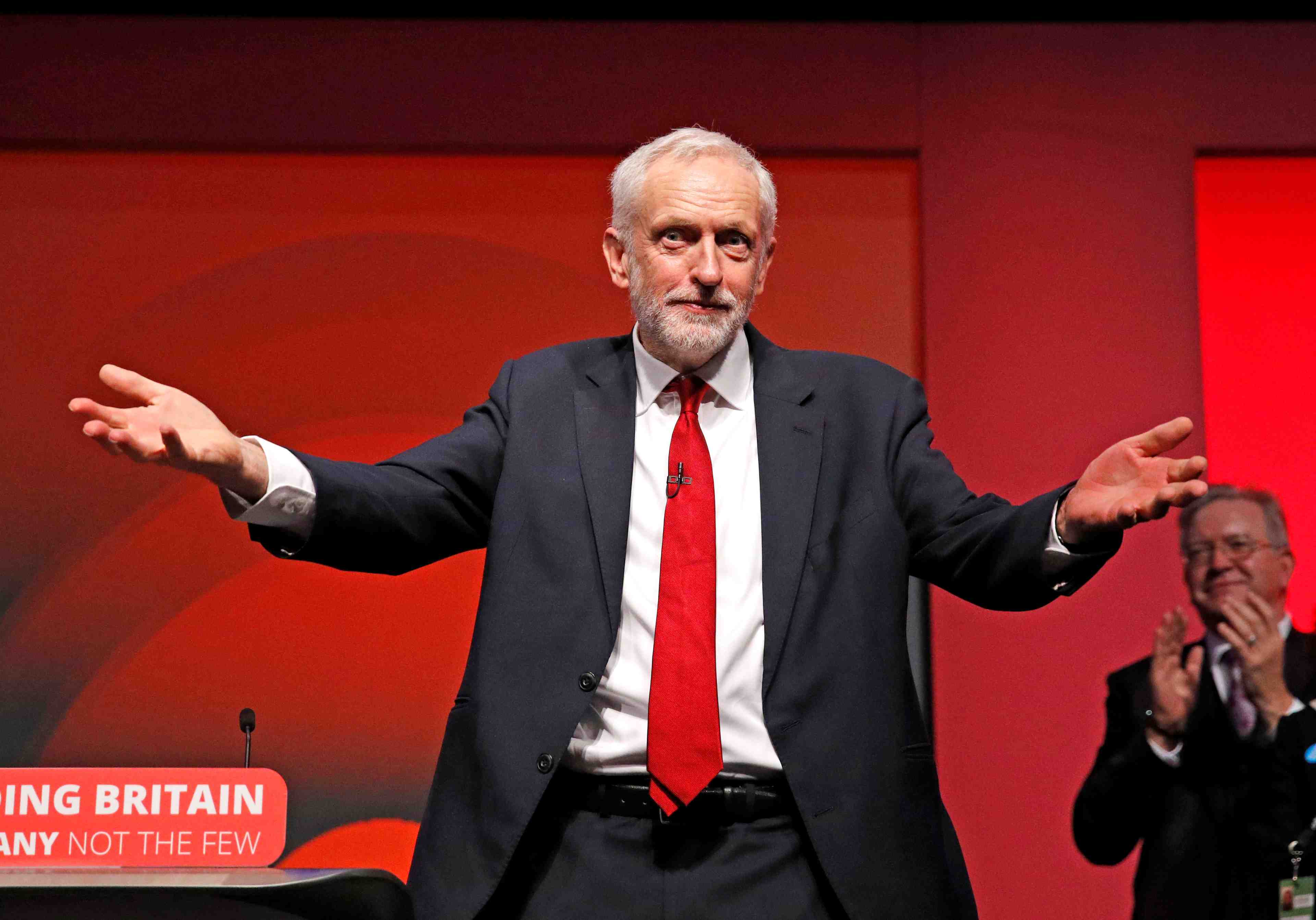 Le labour votera contre le plan de "chequers", redit corbyn