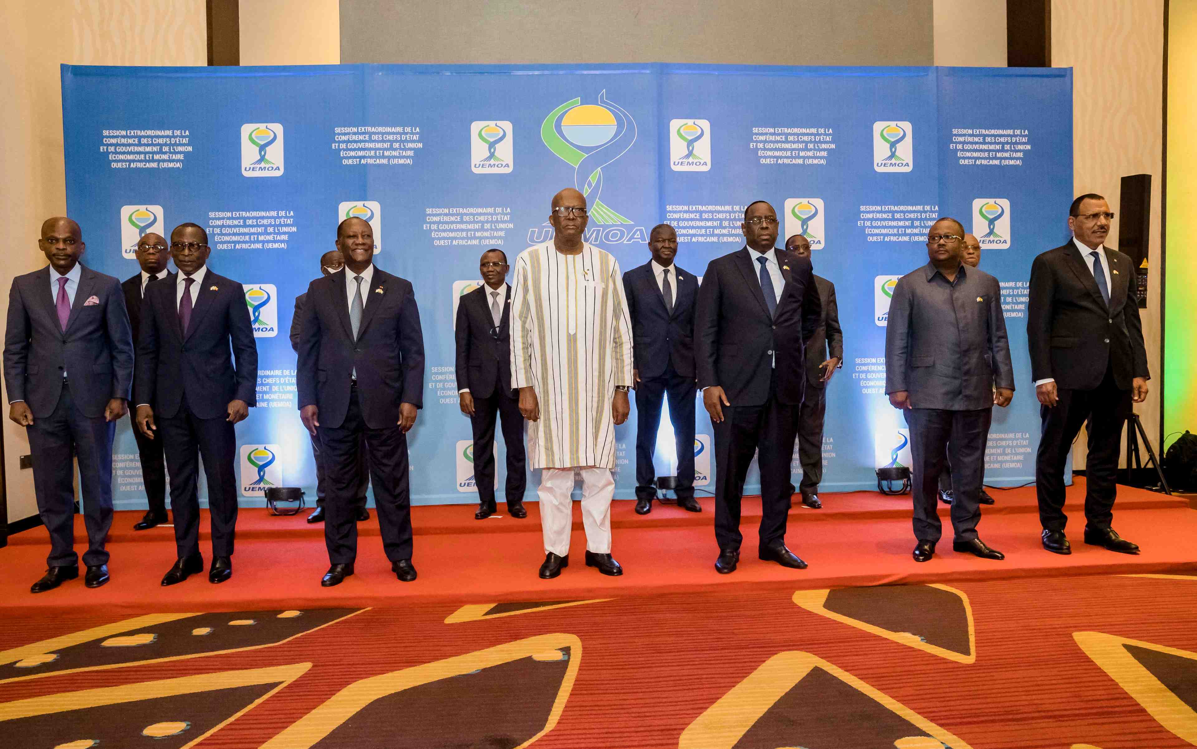 Les pays de la cedeao rompent leurs relations avec le mali